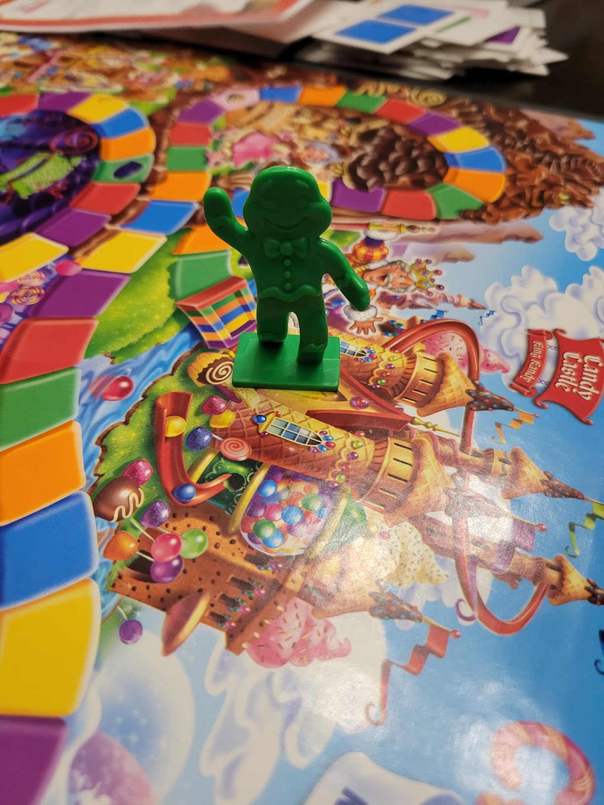 Hasbro Gaming Candy Land Kingdom of Sweet Adventures Board Game for Kids, Easter Gifts for Boys and Girls, Ages 3 & Up (Amazon Exclusive) customer photo 2
