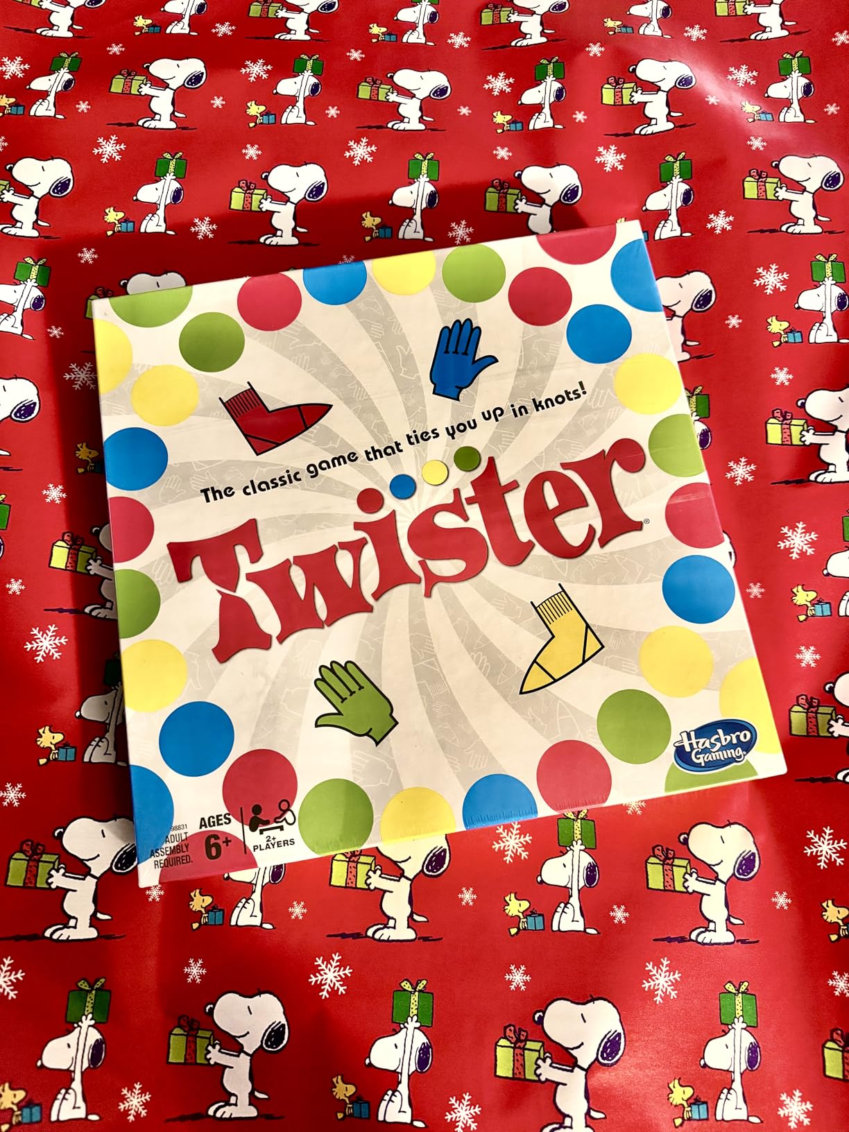 Hasbro Twister Party Classic Board Game for 2 or More Players,Indoor and Outdoor Game for Kids 6 and Up,Packaging May Vary customer photo 1