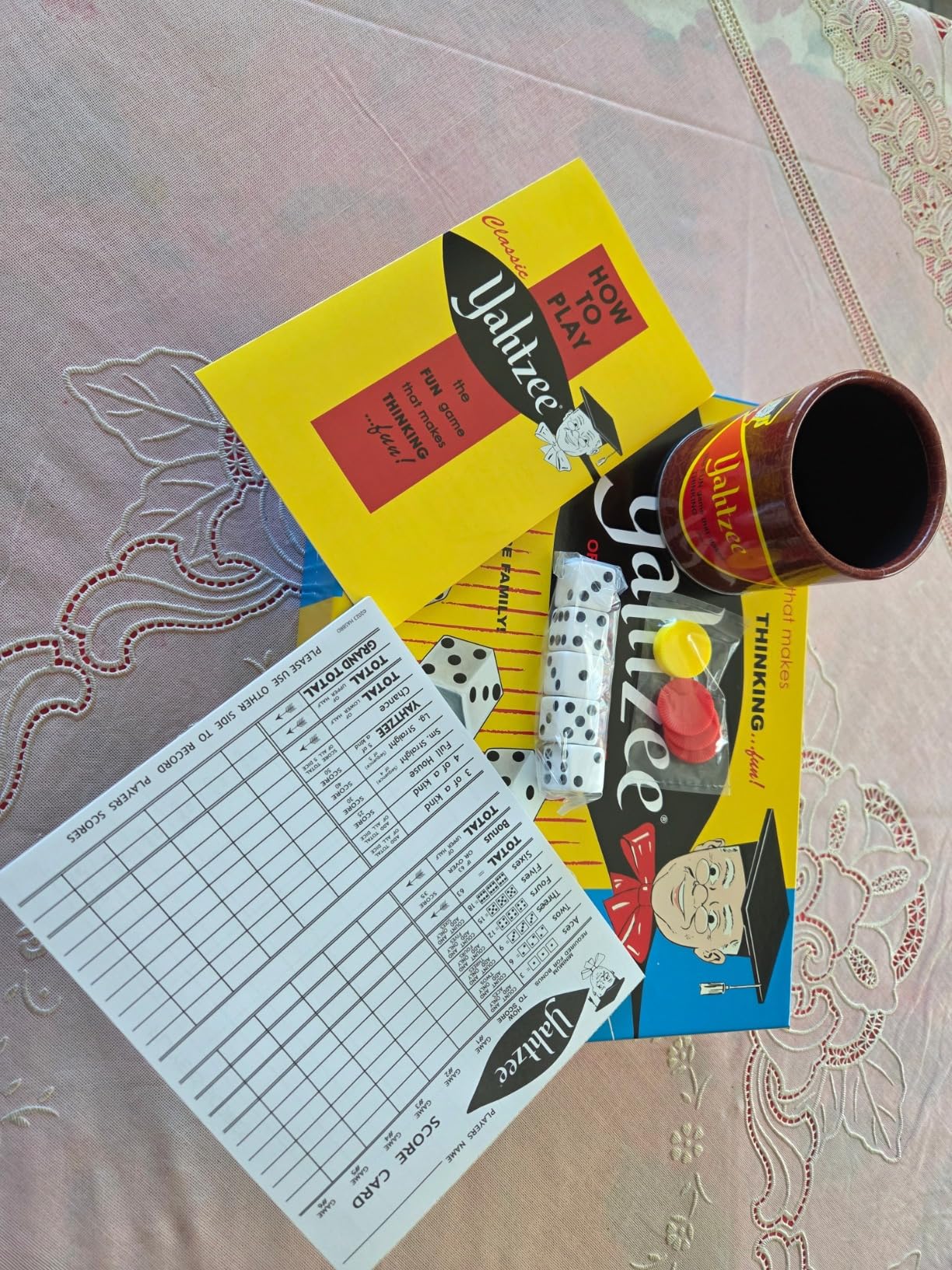 Winning Moves Classic Yahtzee with Retro Artwork, an Exciting Game of Skill and Chance with Original Components Games USA, for Ages 8 and Up, 2 or More Players (1167) customer photo 1