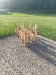 STERLING Sports Premium Wooden Lawn Bowling Skittles Set 11