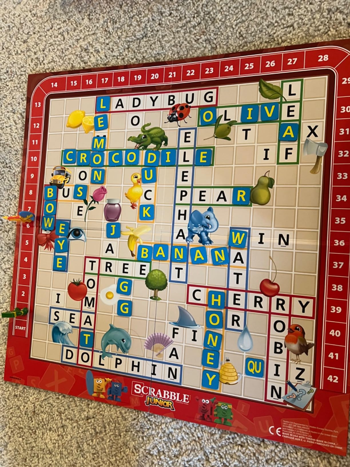 Hasbro Gaming Scrabble Junior Board Game | 2-4 Players | Family Educational Word Games for Kids | Back to School Gifts for Classroom | Ages 5+ customer photo 2