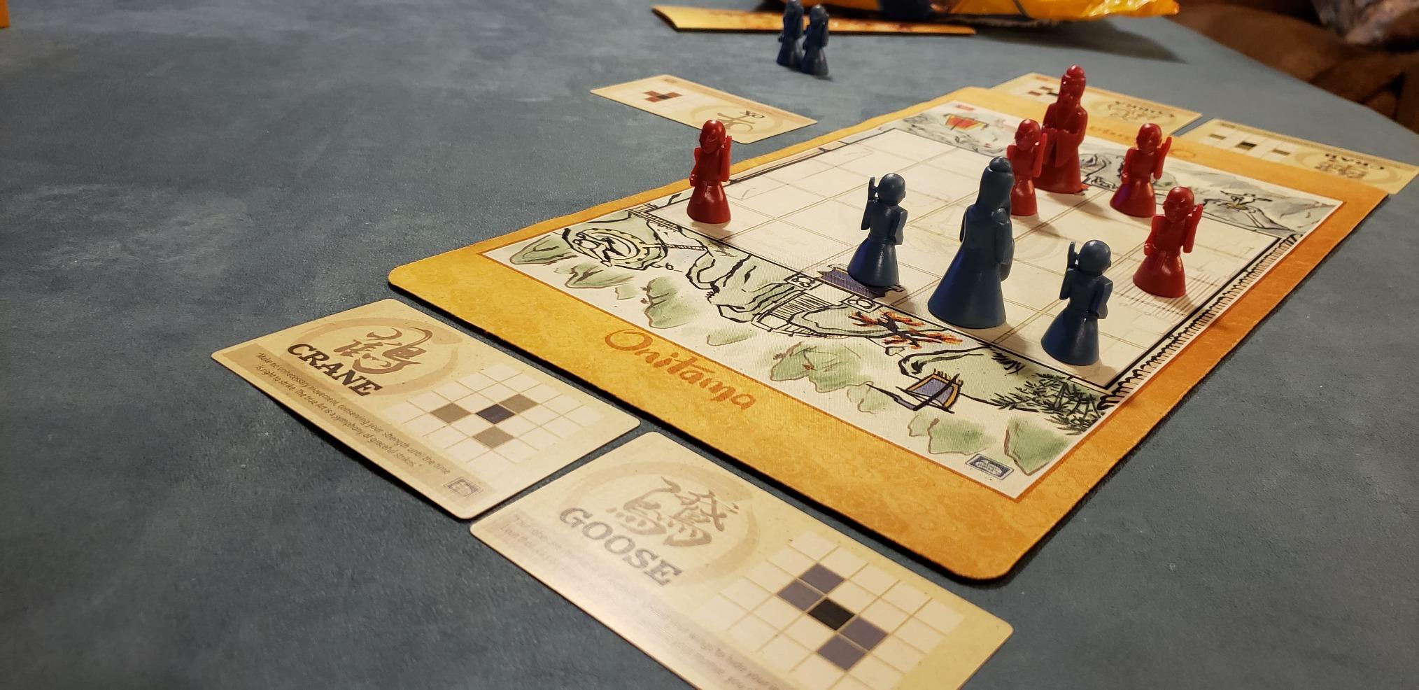 Arcane Wonders Onitama | 2-Player Abstract Duel with Modular Movement Cards | 5x5 Grid Chess-Like Tactics for Strategic Thinkers | Ages 8+ | 15-20 Minutes | Portable Martial Arts customer photo 1