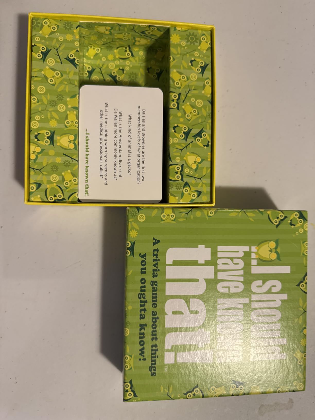 I should have known that! - A Trivia Game About Things You Oughta Know, Green customer photo 1