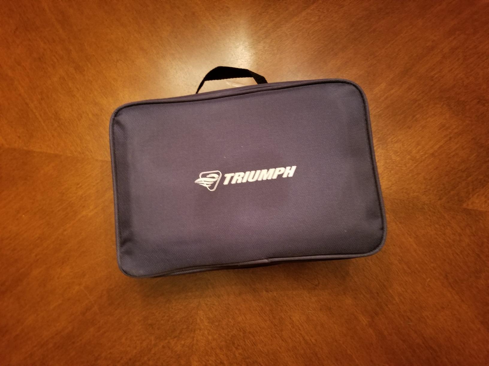 TRIUMPH Giant Wooden Lawn Dice - Includes 6 Large Lawn Dice, Dry-Erase Scorecards, Markers and Carry Bag customer photo 1