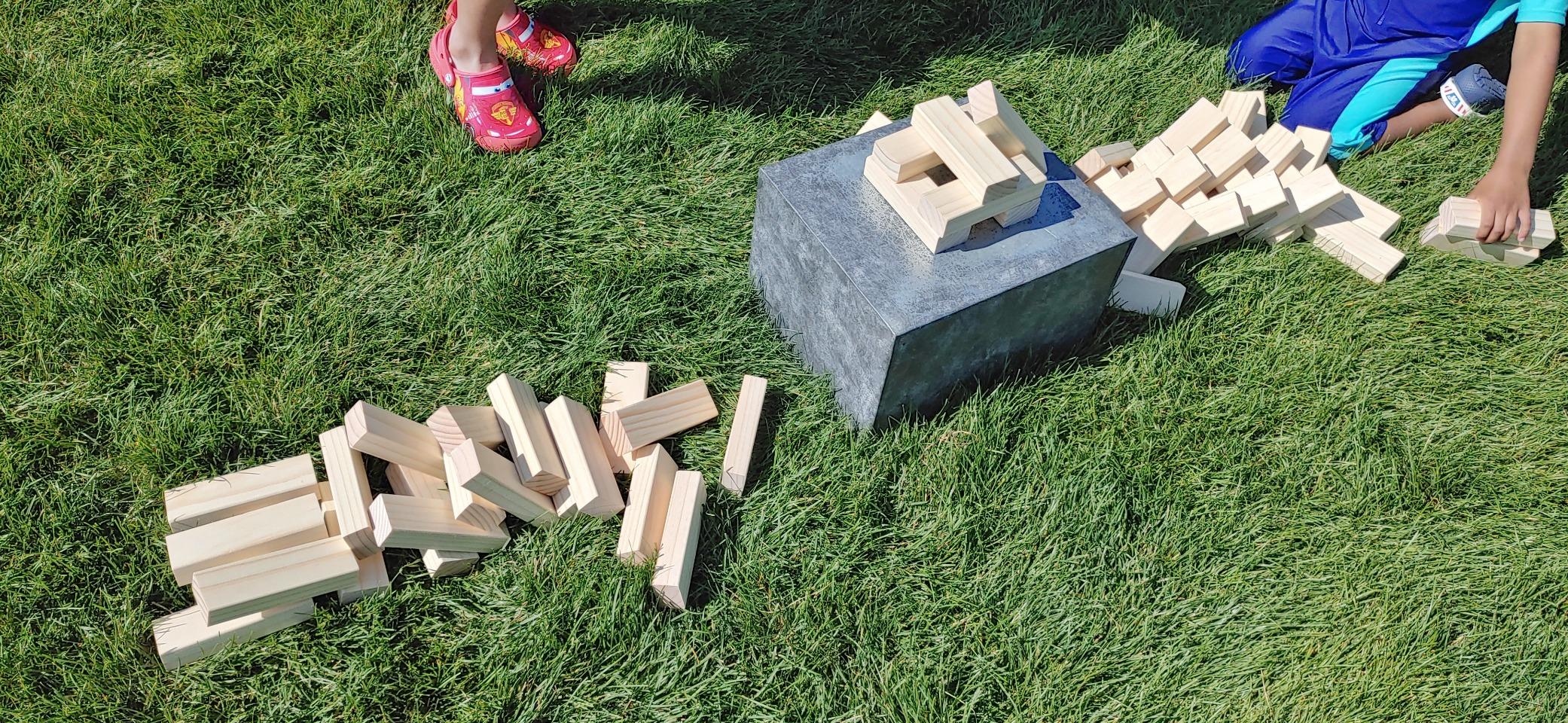 Megwoz Giant Tumble Tower Games for Kids and Adults 57 Blocks New Zealand Pine Wooden Blocks Stacking to Over 4.2FT Family Game for Indoors Outdoors Yard Games for Family customer photo 2