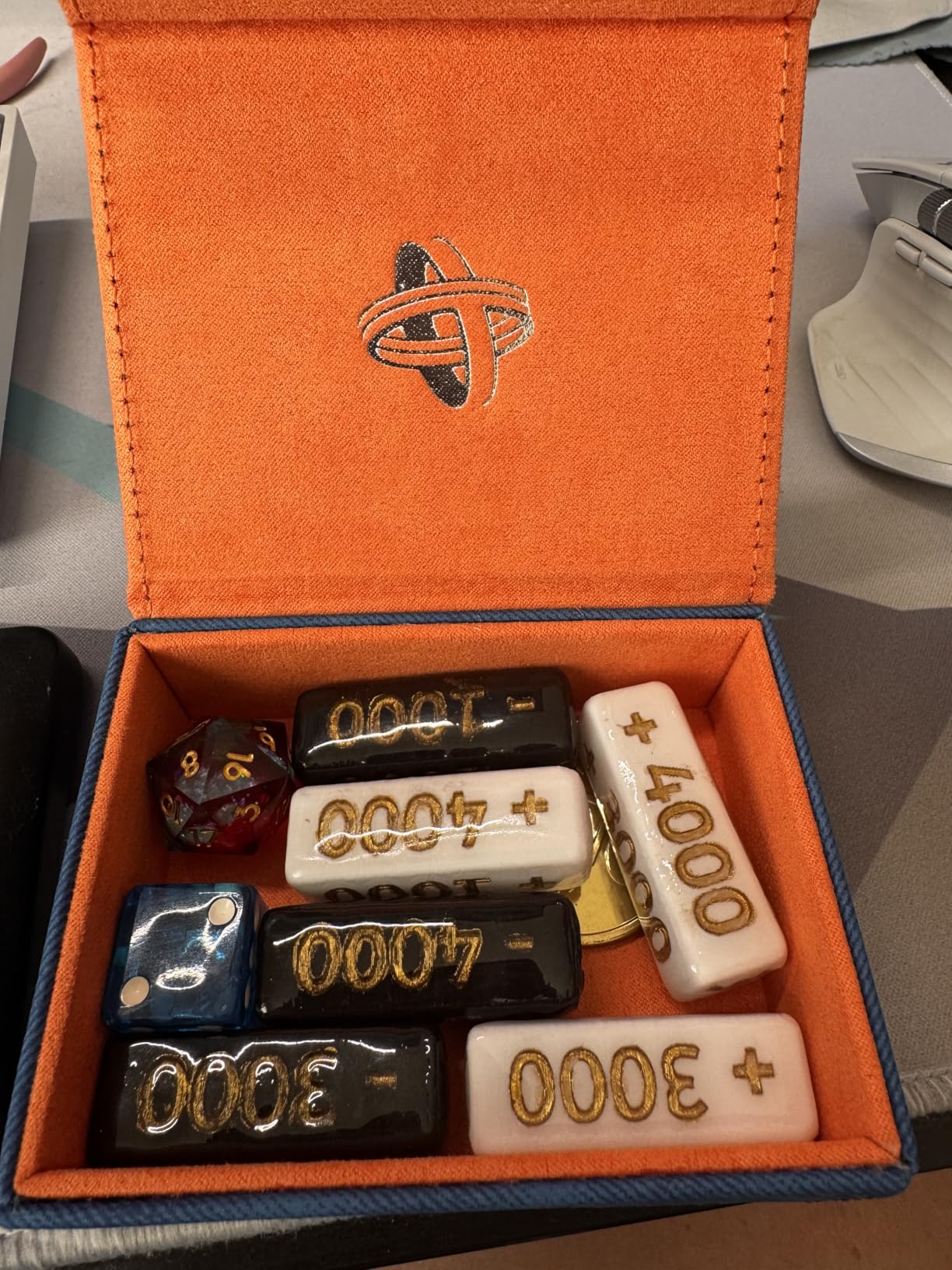 Asmodee Token Keep - Black customer photo 1
