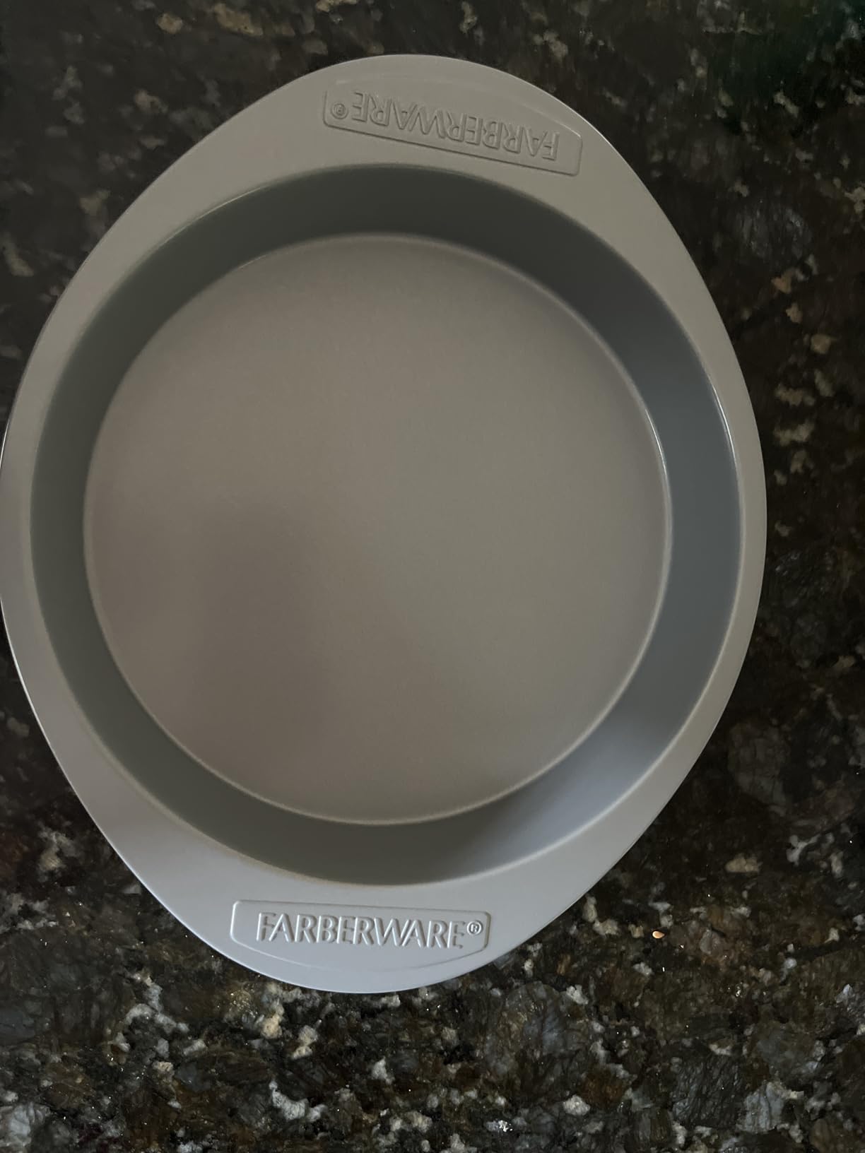 Farberware Nonstick Bakeware 9x9 Baking Pan, Square Cake Pan, Gray customer photo 2