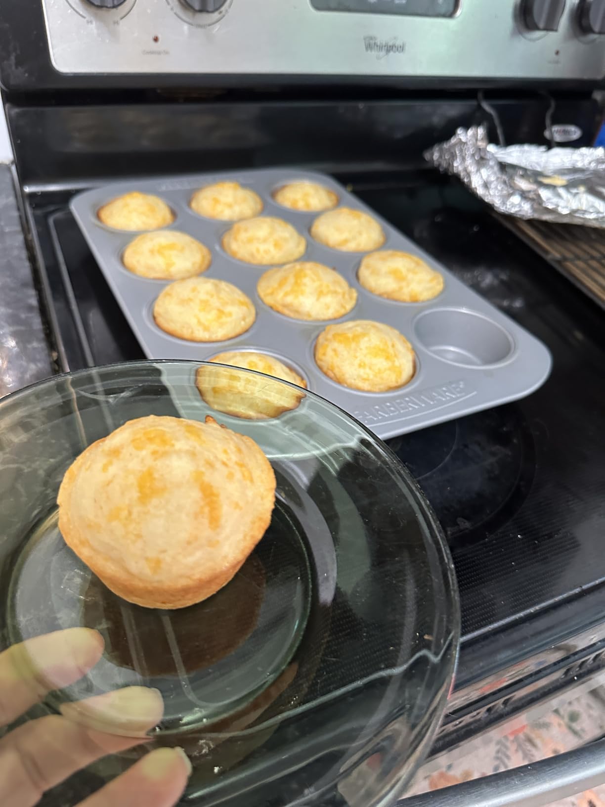 Farberware Bakeware Nonstick Muffin Pan, 12-Cup, Cupcake Baking Pan, Gray customer photo 1