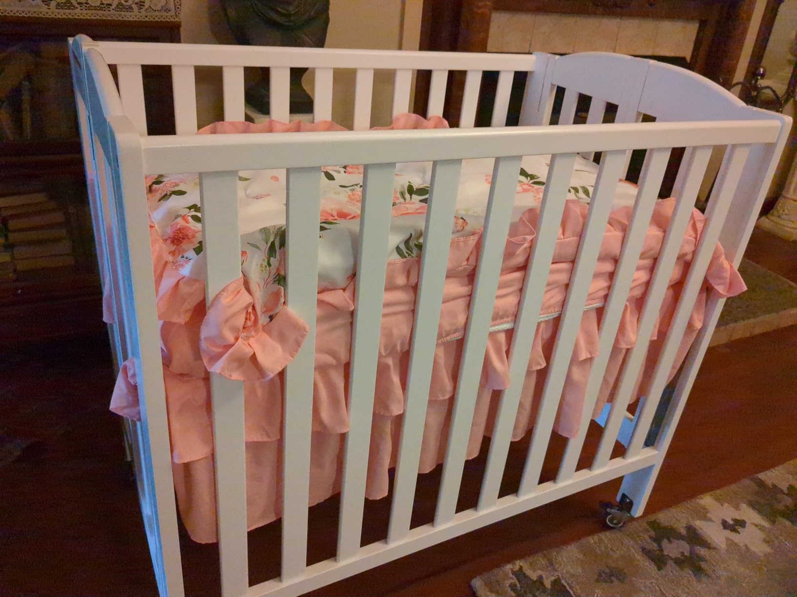 Dream On Me Mini Folding 3-in-1 Portable Baby Crib, Sturdy Locking Wheels | Mattress Included, 3 Adjustable Height, Compact Flat Fold for Small Spaces, GREENGUARD Gold & BSA Verified, White customer photo 2