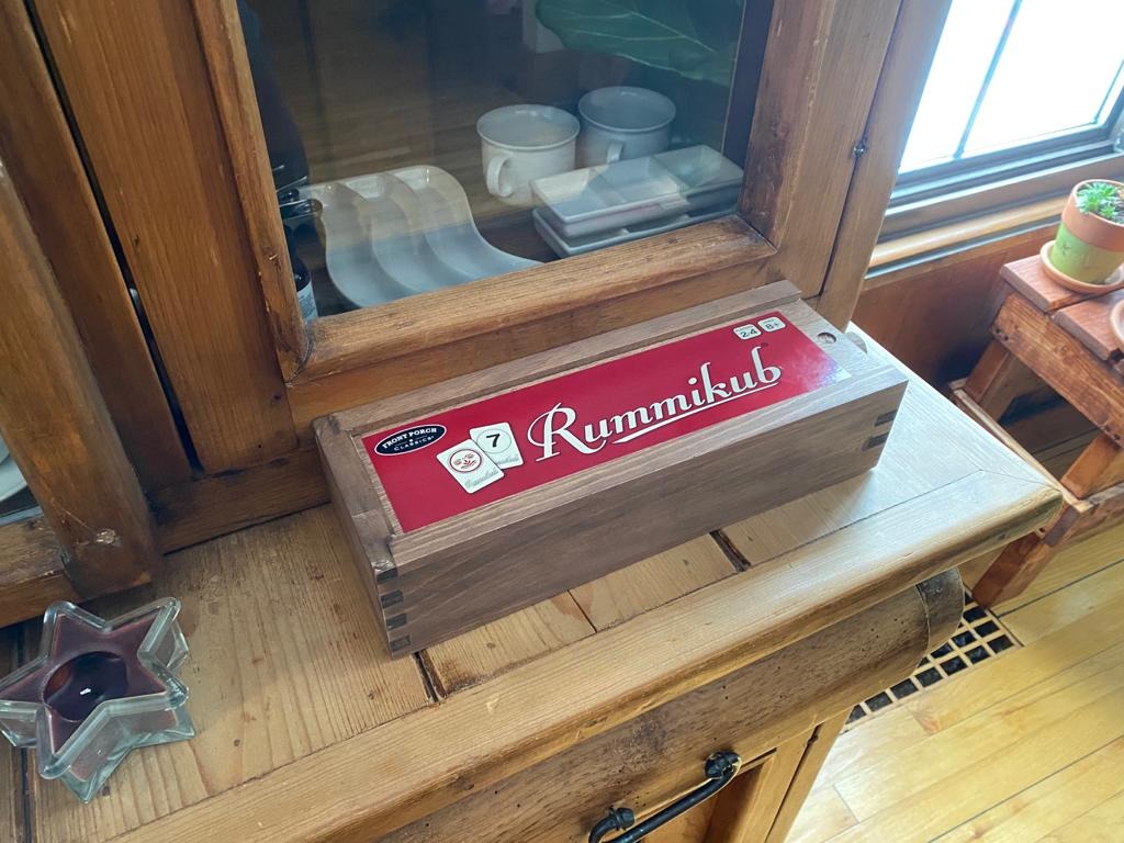 Rummikub Vintage Edition in All-Wood Storage Case with 4 Built-in Player Trays and 106 Rummikub Tiles, for 2 to 4 Players Ages 8 and Up customer photo 2