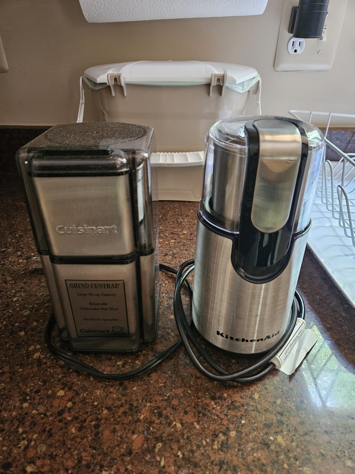 KitchenAid BCG111OB Blade Coffee Grinder, 4 oz, Onyx Black customer photo 1