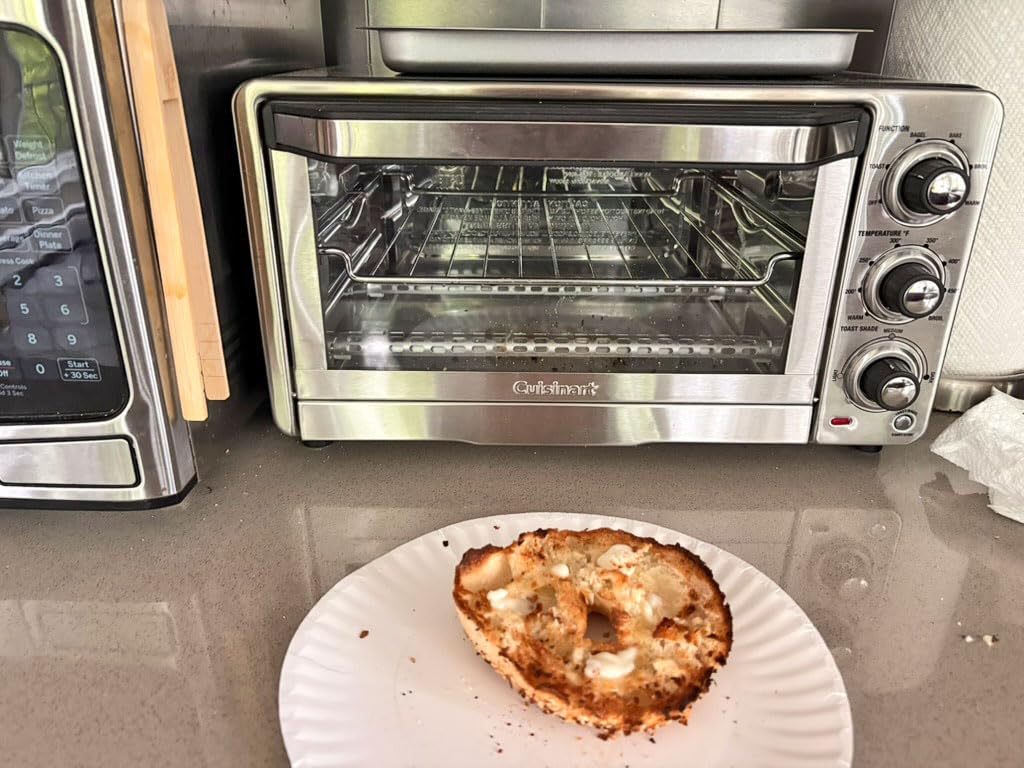 Cuisinart Custom Classic Toaster Oven Broiler, 1800 Watt Countertop Toaster Oven to Bake, Broil, and Toast, Non-Stick Interior, Consistent Toast Control, Brushed Stainless Steel/Black, TOB-40N customer photo 2