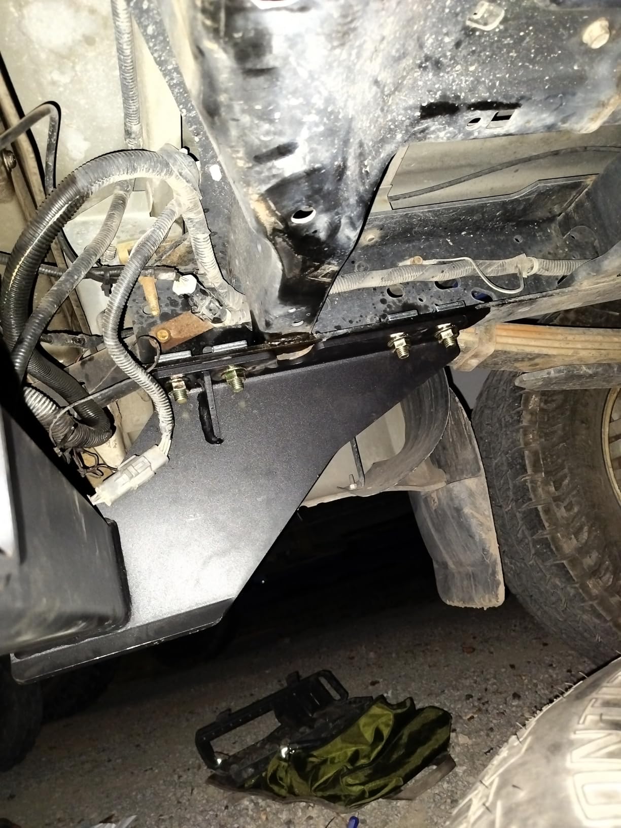 Curt 15410 Class V Trailer Hitch customer photo 1