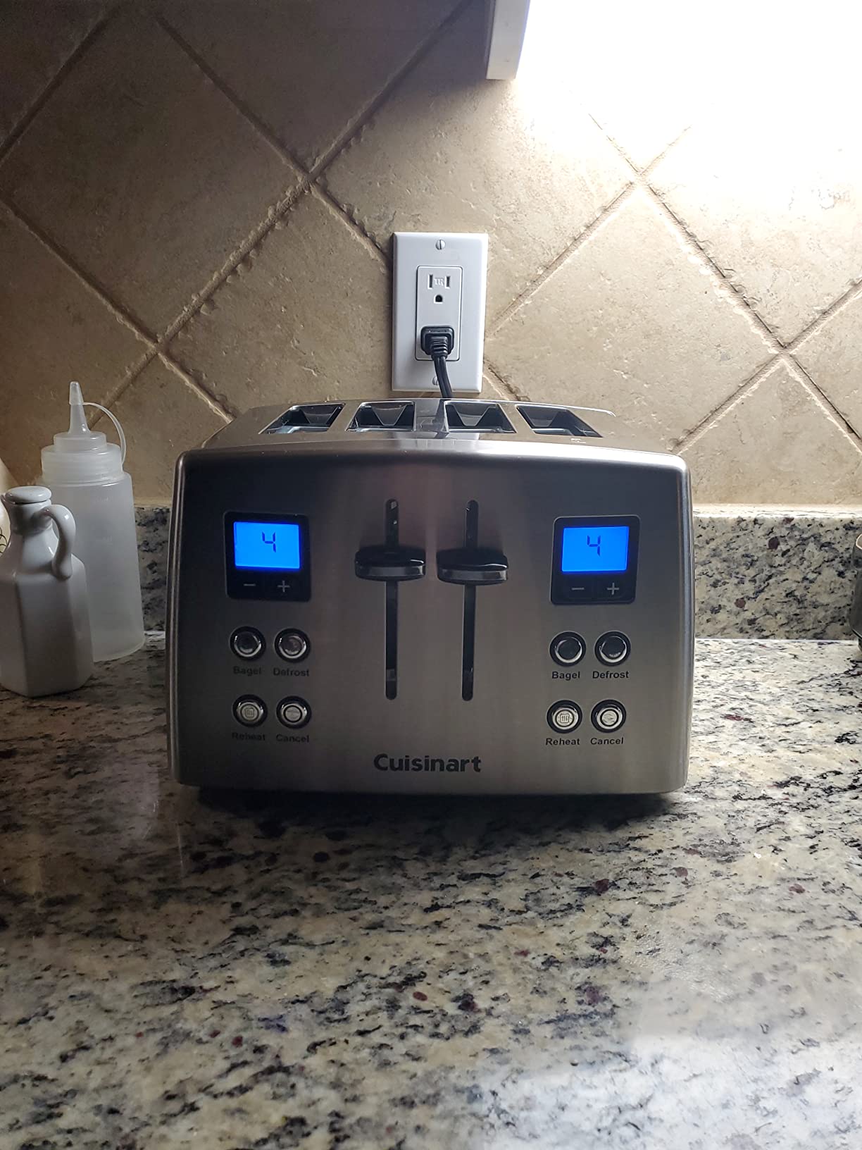 Cuisinart CPT-435P1 4-Slice Countdown Motorized Toaster, Stainless Steel customer photo 1