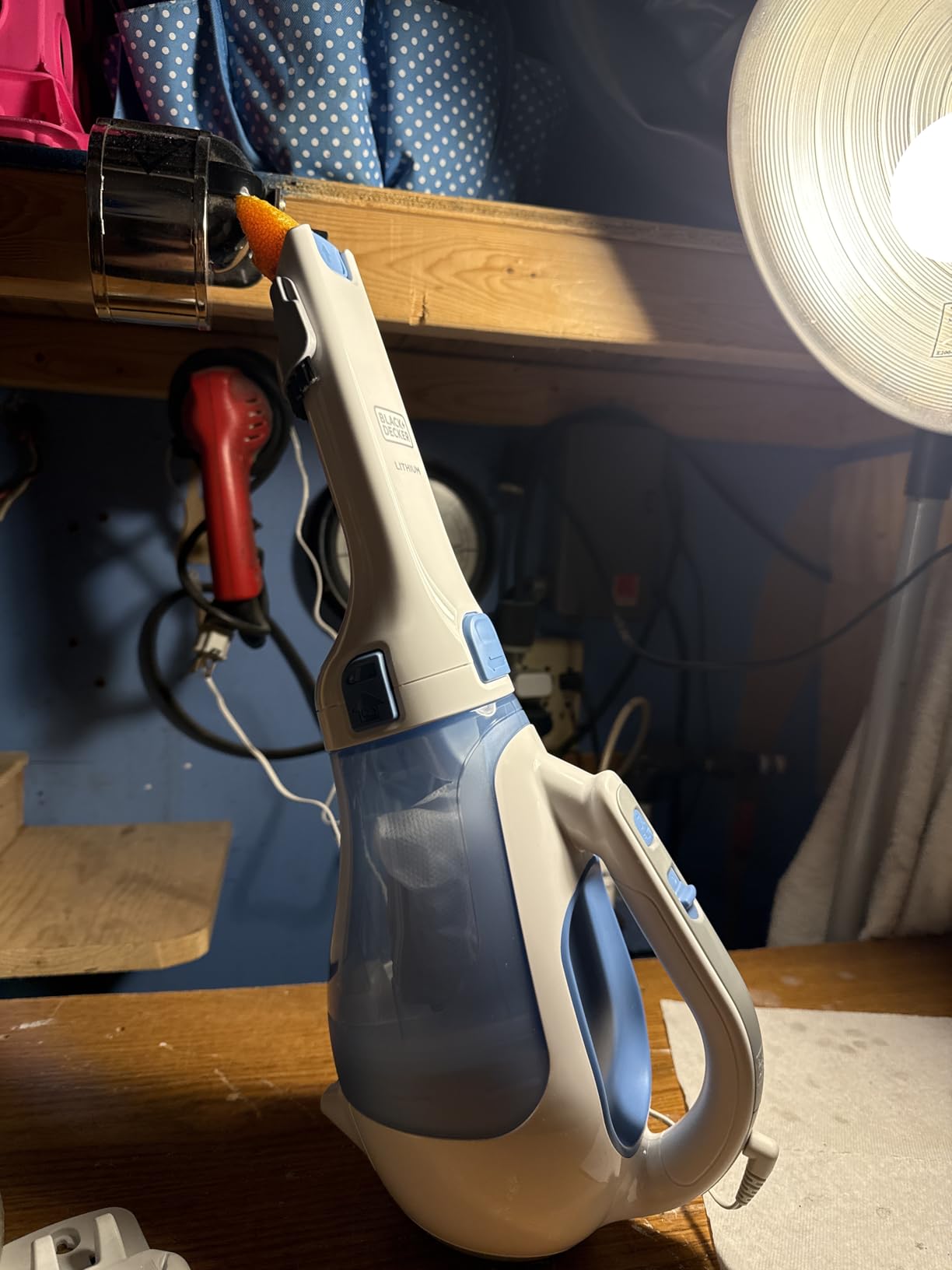 BLACK+DECKER dustbuster Handheld Vacuum, Cordless 12V, HHVI320JR02 customer photo 1
