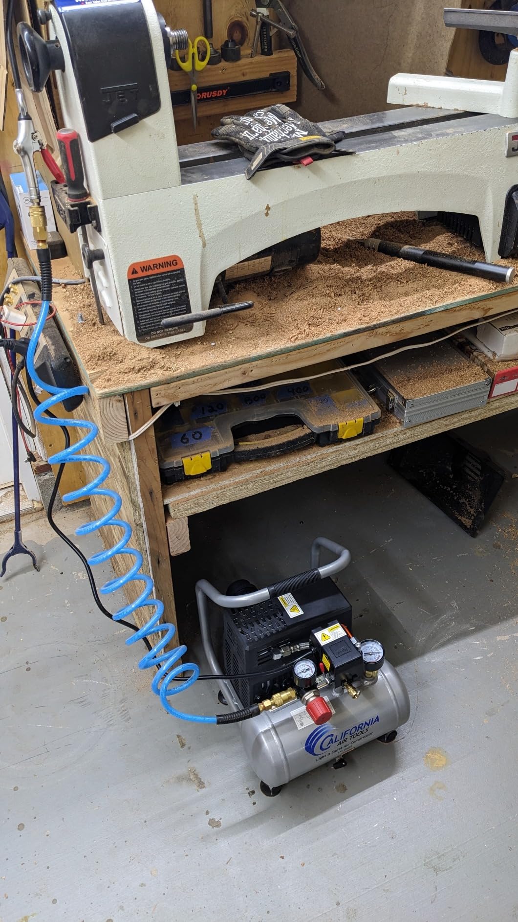California Air Tools CAT-1P1060S Light & Quiet Portable Air Compressor, Ultra Quiet, Oil-Free, 1 Gallon Steel Tank, 56 dBA Noise Level customer photo 2