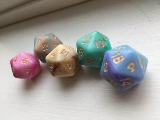 Wiz Dice Cup of Wonder - 35 Polyhedral DND Dice & Dice Shaker Cup & Box for Storage (5 Set of 7 Unique Colors) - Polyhedral Role Playing Dice in Unique Colors - DND Accessories for TTRPG Dice Games customer photo 2