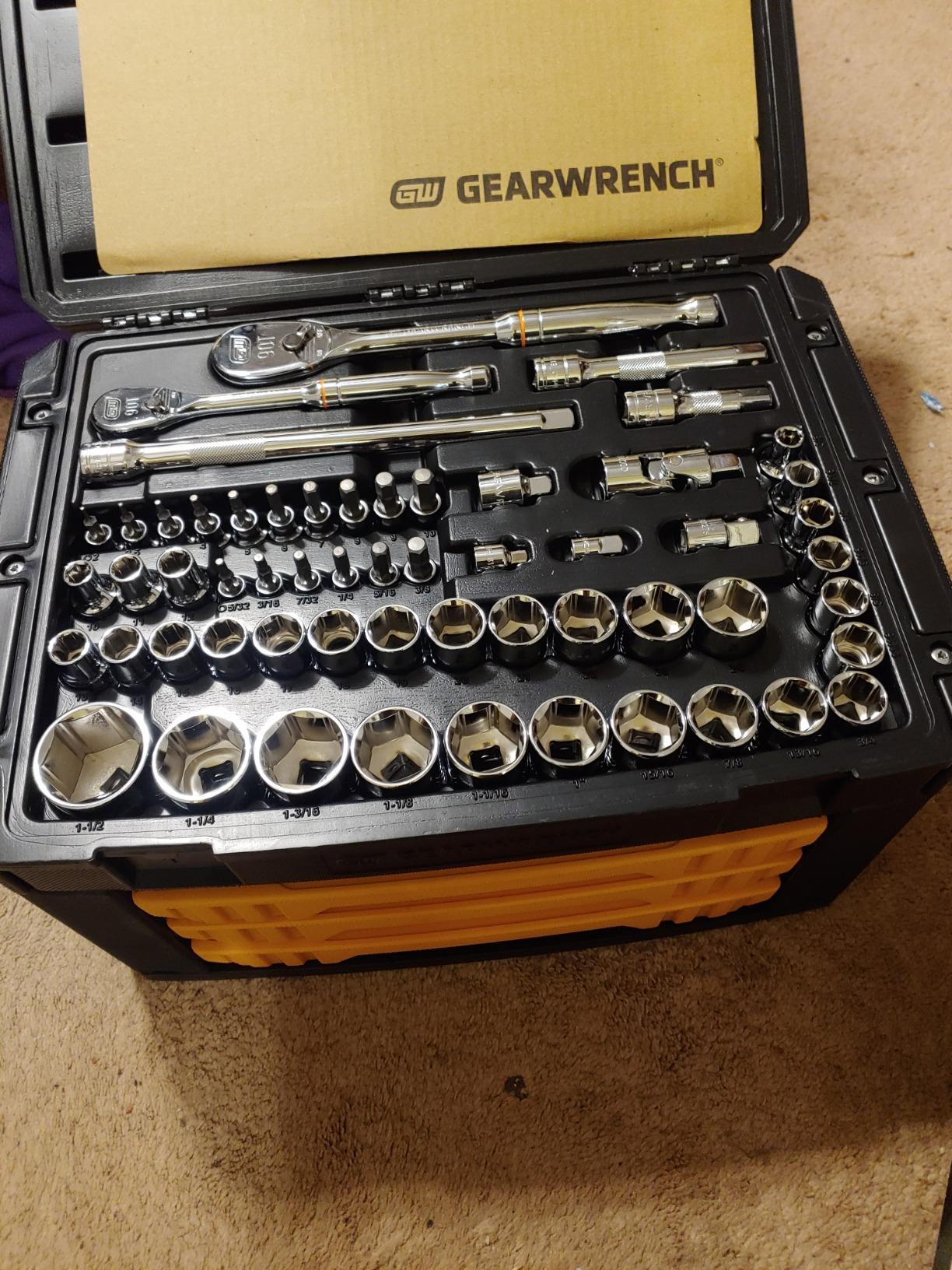 GEARWRENCH Mechanics Tool Set in 3 Drawer Storage Box, 232 Piece, 1/4 in, 3/8 in, and 1/2 in Drive, SAE/Metric customer photo 2