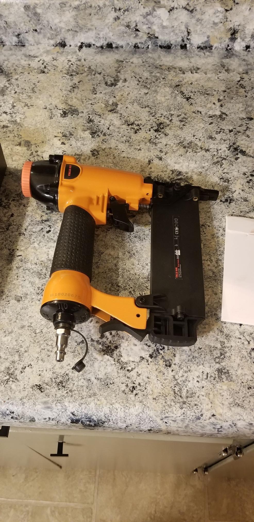 F50Q 18 Gauge Pneumatic Brad Nailer 3/8