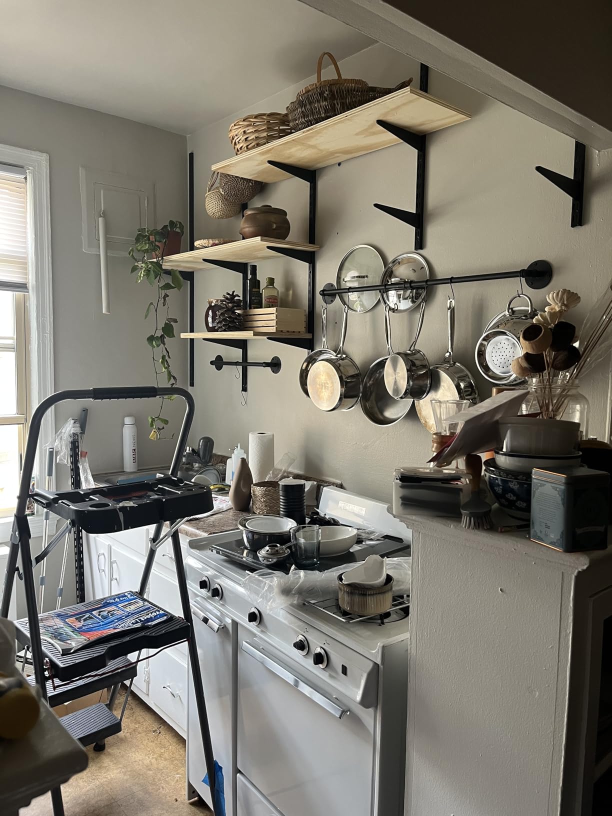 OROPY 38'' Pot Rack Wall Mounted, Iron Pipe Hanging Pot Rack, 14 S Hooks, Industrial Utensils Kitchen Hanging Rail, Pot and Pan Organizer, Pot Lid Organizer, Black customer photo 2