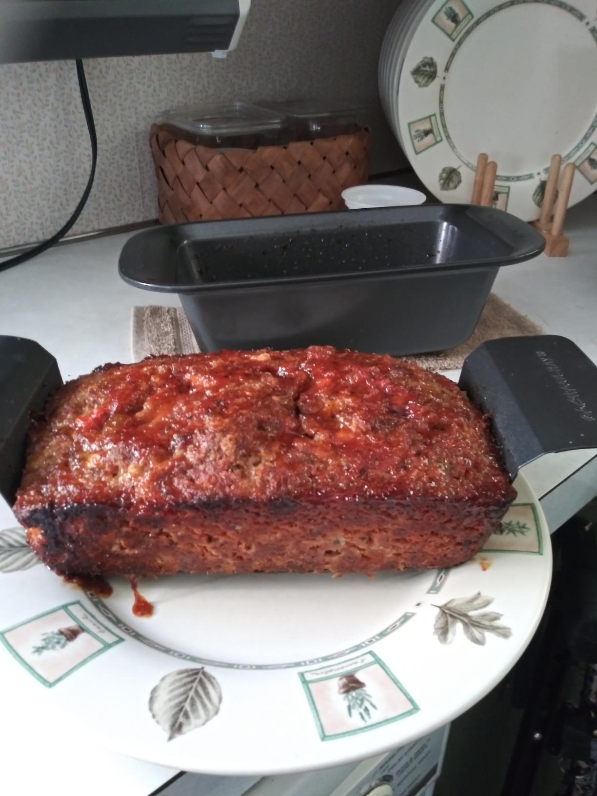 Rachael Ray Bakeware Meatloaf/Nonstick Baking Loaf Pan with Insert, 9 Inch x 5 Inch, Gray customer photo 2