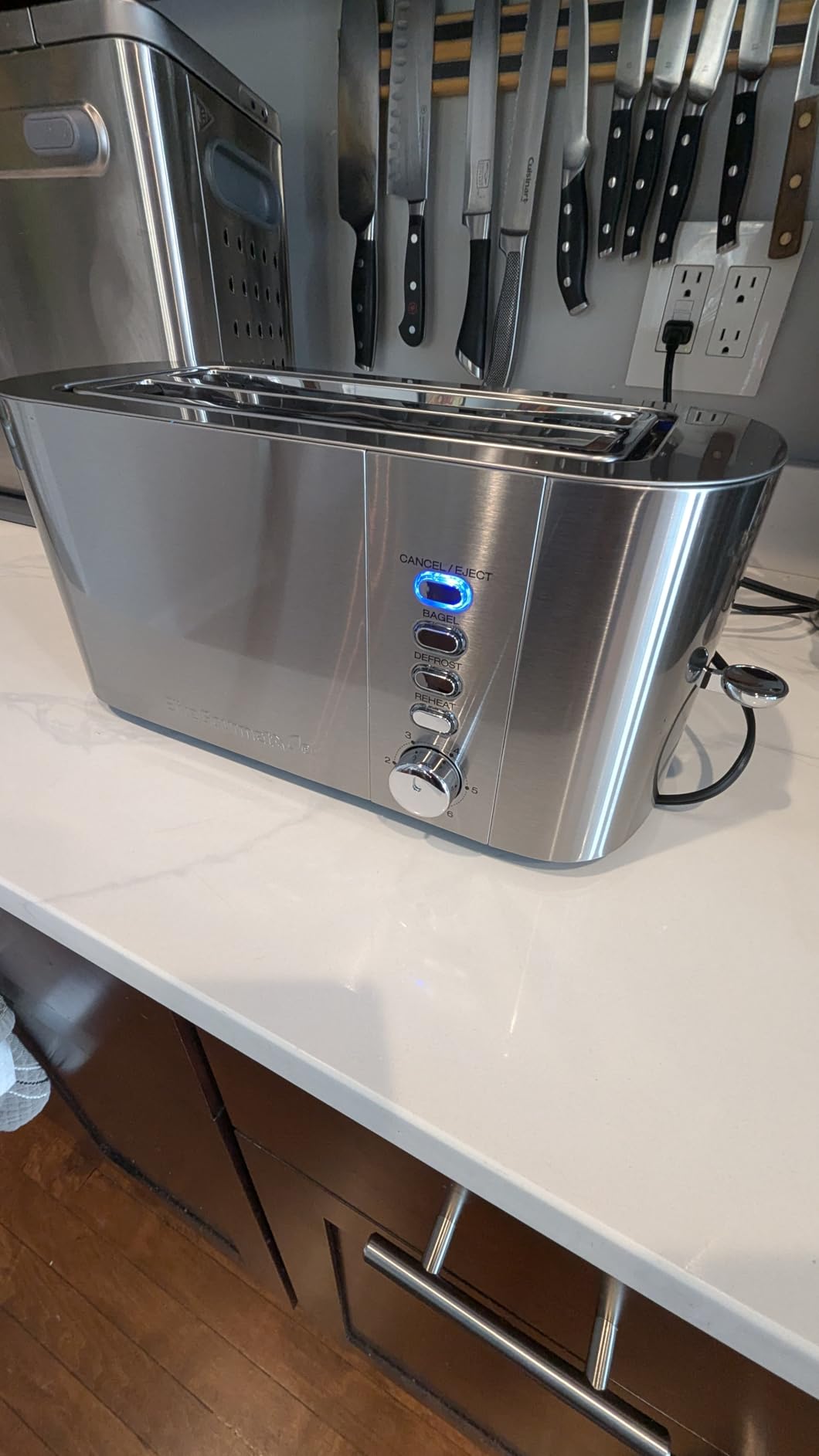 Elite Gourmet ECT-3100 4-Slice Long Slot Toaster, Stainless Steel customer photo 2