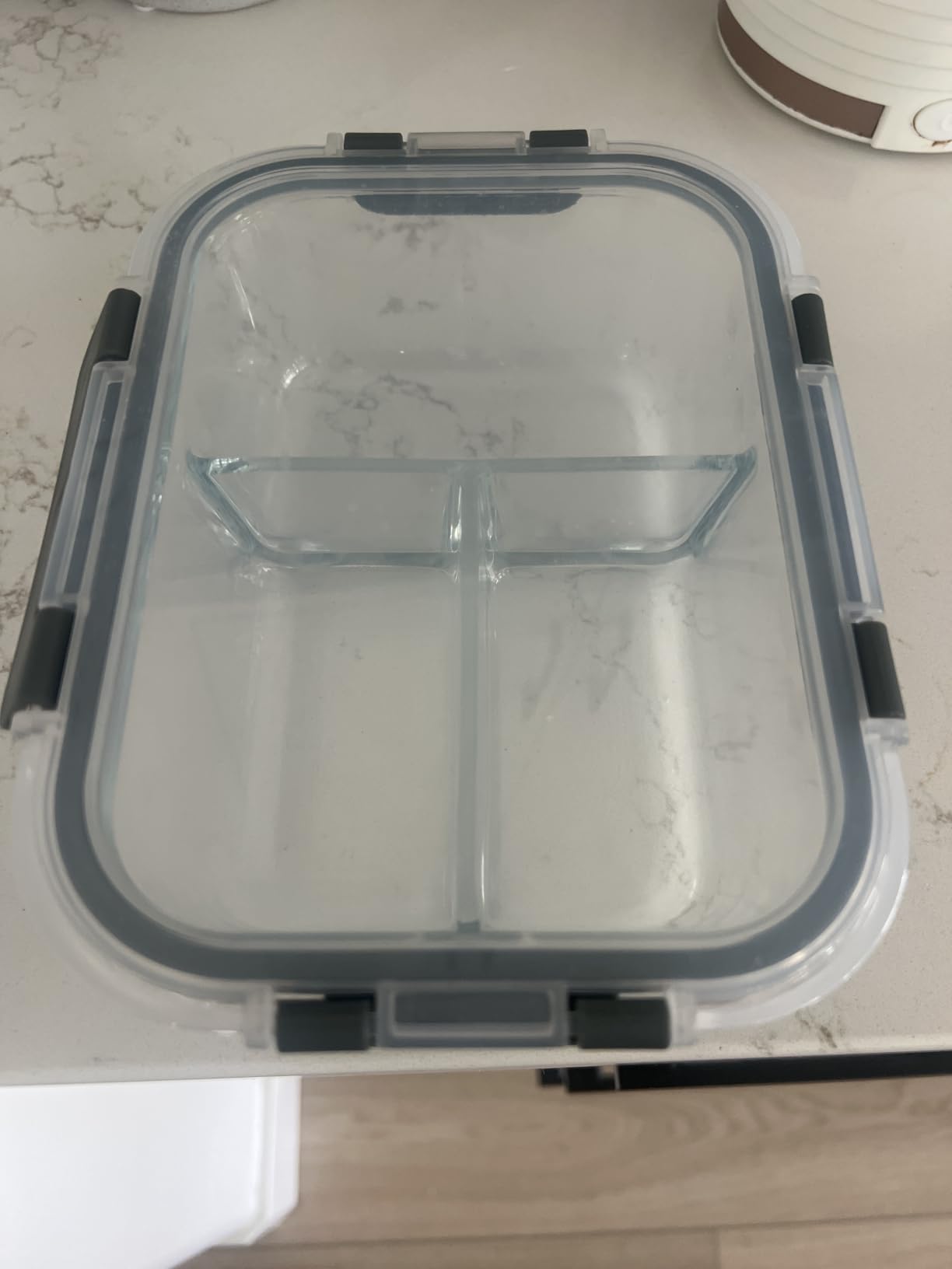 M MCIRCO [5-Pack, 36 oz] Glass Meal Prep Containers 3 Compartment with Lids, Glass Lunch Containers,Food Prep Lunch Box,Bento Box,Microwave, Oven, Freezer, Dishwasher (4.5 Cups) customer photo 1
