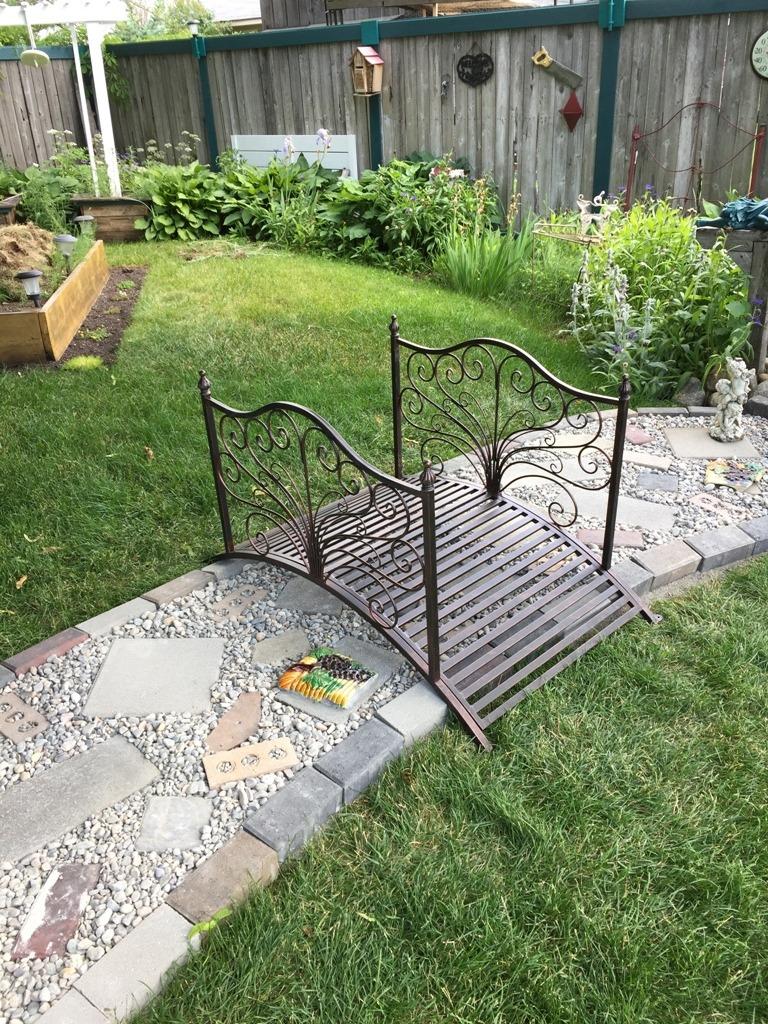 Outsunny 4' Metal Arch Backyard Garden Bridge Easy Assembly Black Bronze | Safety Siderails, Delicate Scrollwork, Outdoor customer photo 2