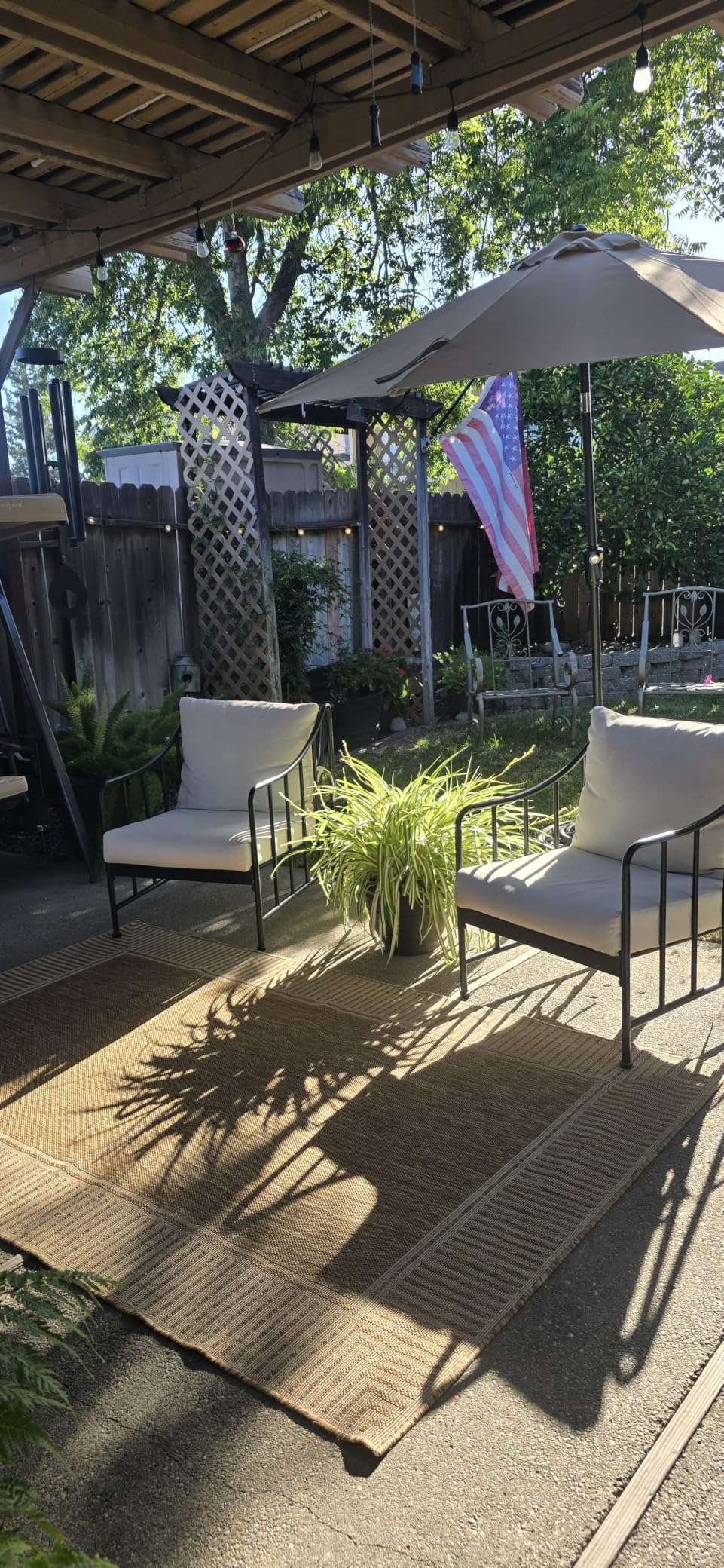 nuLOOM 5' x 8' Outdoor Area Rug, Casual Design With Striped Border, Stain Resistant, Highly Durable, For Patio, Balcony, Bedroom, Living Room, Dining Room, Bathroom, Light Brown customer photo 1