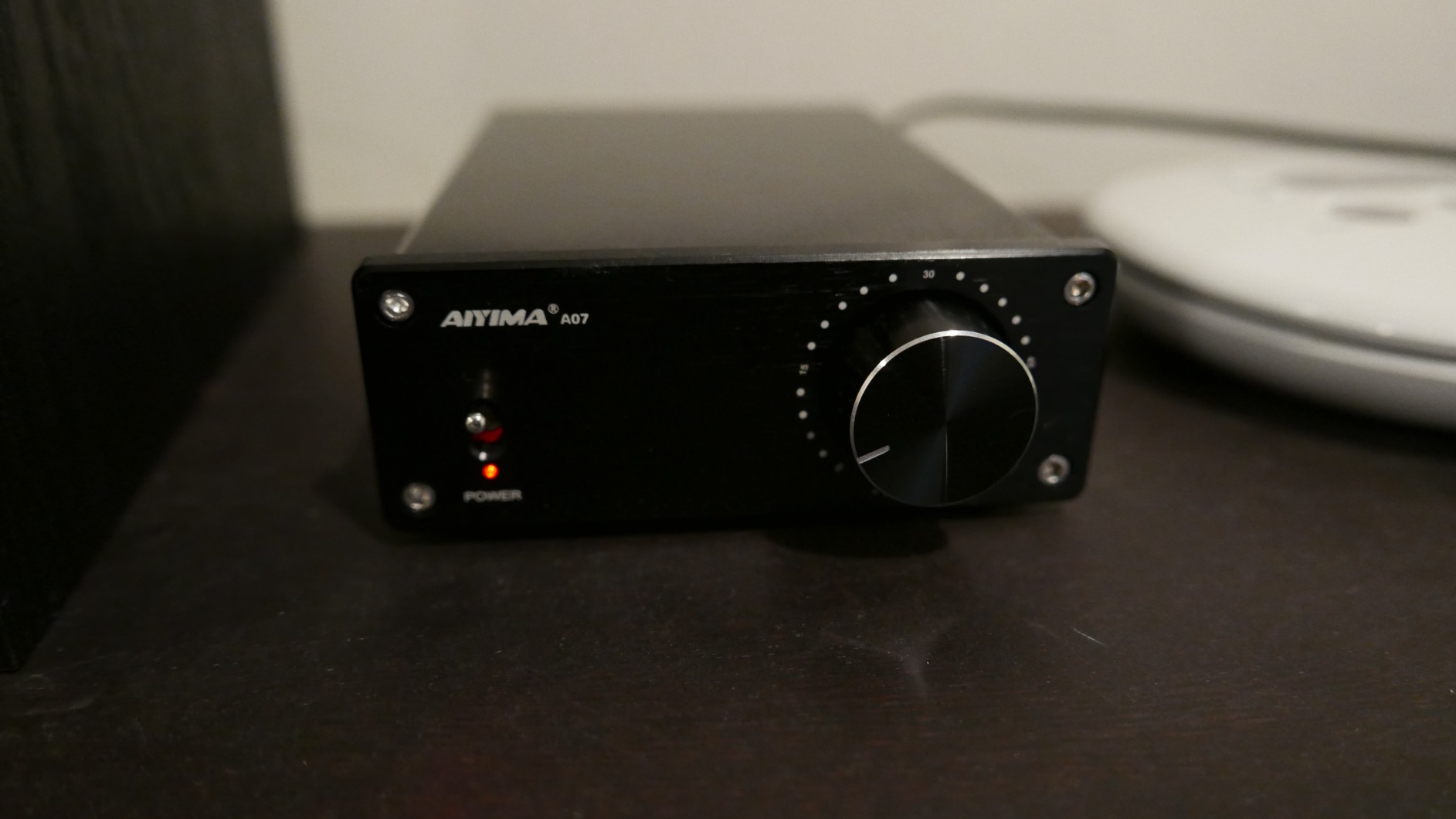AIYIMA A07 Premium TPA3255 Power Amplifier 300Wx2 HiFi Class D Amp Mini 2 Channel Stereo Amplifier with Pre-Out for Desktop Bookshelf Speaker Home Audio System & DC32V 5A Power Adapter customer photo 2