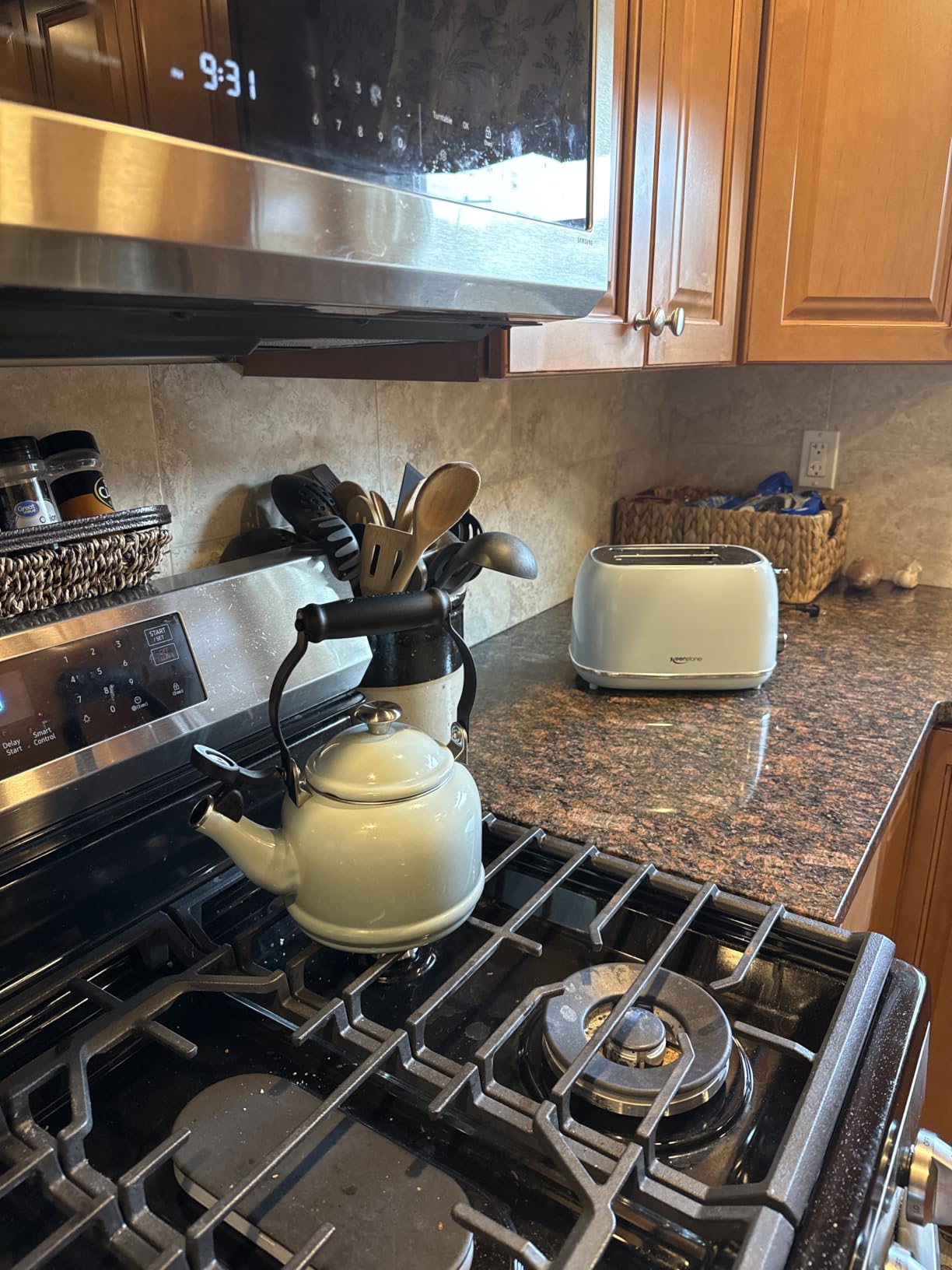Keenstone 2 Slice Toaster, Retro Stainless Steel Kitchen Essentials customer photo 1