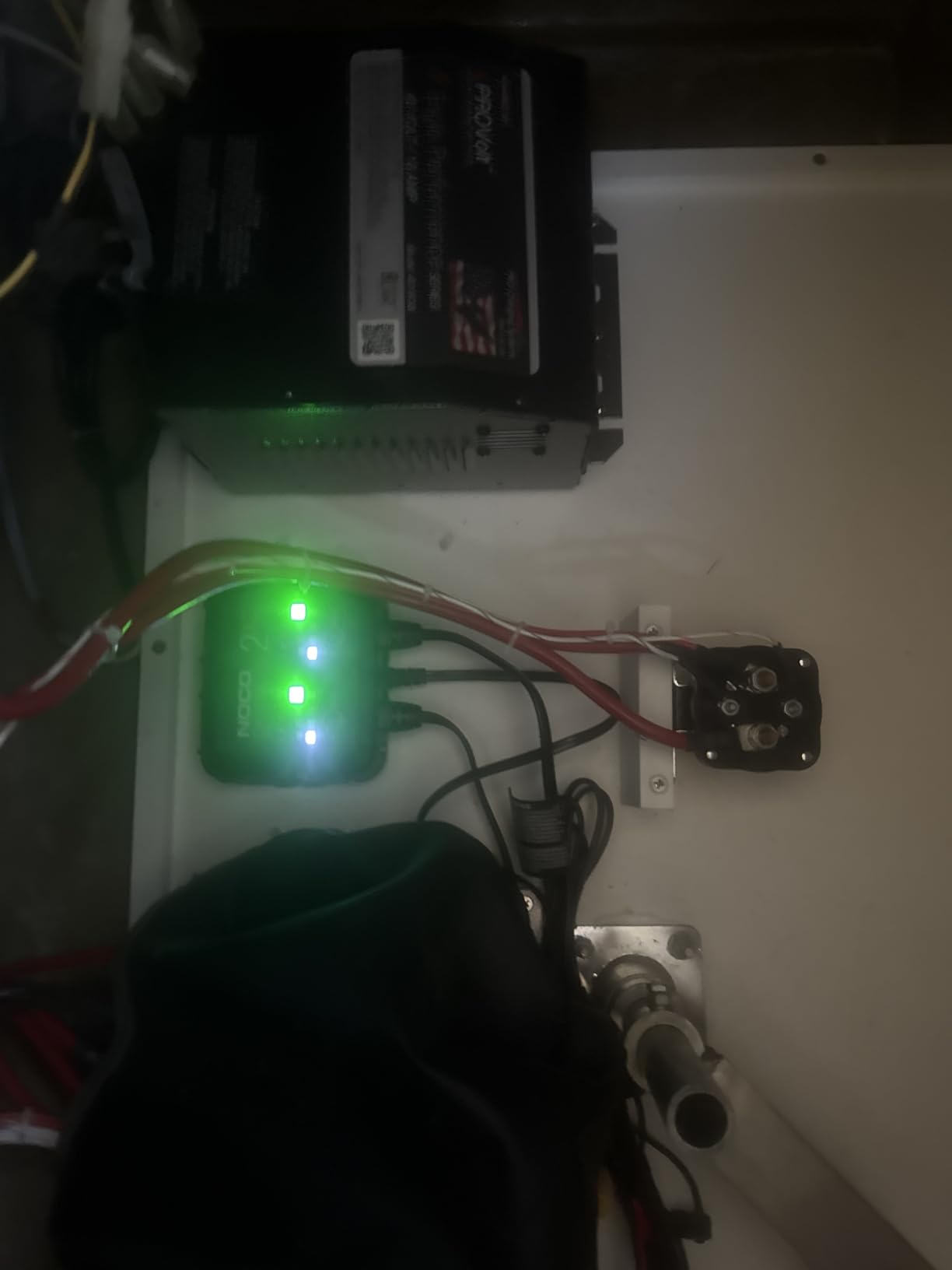 NOCO GENIUS2X2: 4A 2-Bank Smart Battery Charger (2A/Bank) - 6V/12V Automatic Maintainer, Trickle Charger & Desulfator customer photo 1