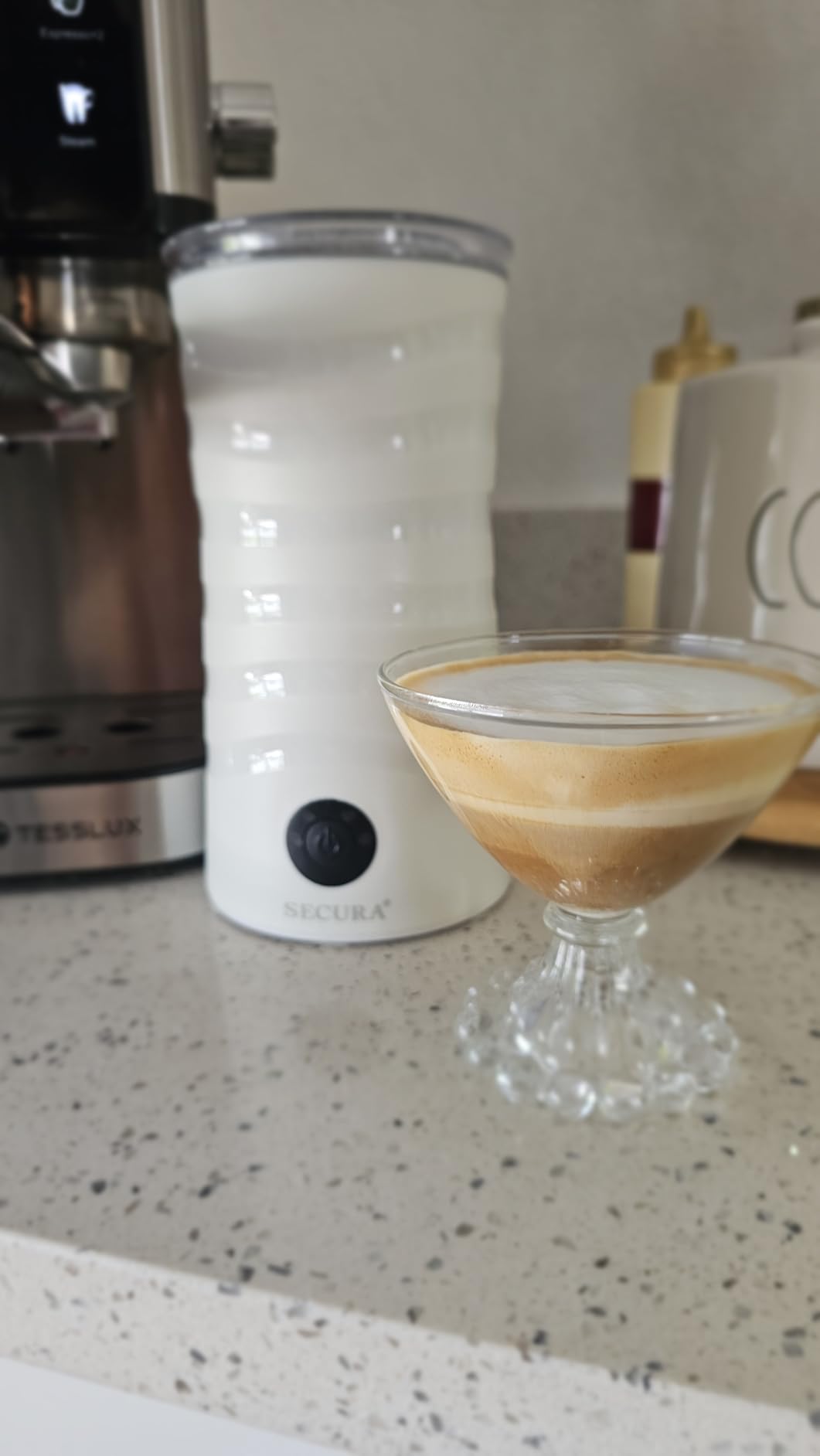 Secura Electric Milk Frother, 4-in-1 Automatic Hot & Cold Foam Maker | Quiet Operation & Easy Cleanup - Create Rich, Smooth Foam for Lattes and Cappuccinos, Includes Silicone Spatula customer photo 1