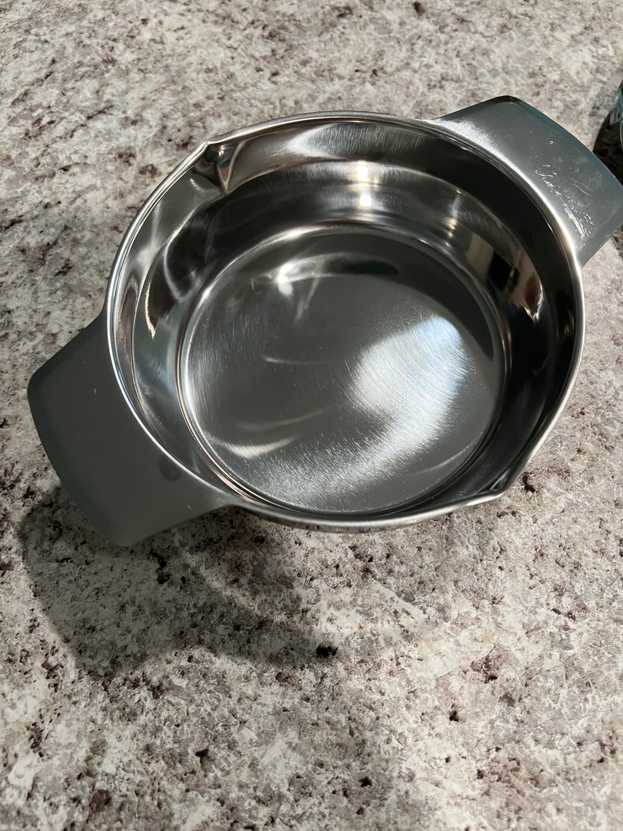 Citrus Lemon Orange Grapefruit Juicer Manual Squeezer 304 Stainless Steel Robust Hand Juicer Reamer Rotation Press with Strainer & 10oz Bowl, 2 Pour Spouts, Dishwasher Safe, Easy to Clean, Heavy Duty customer photo 2