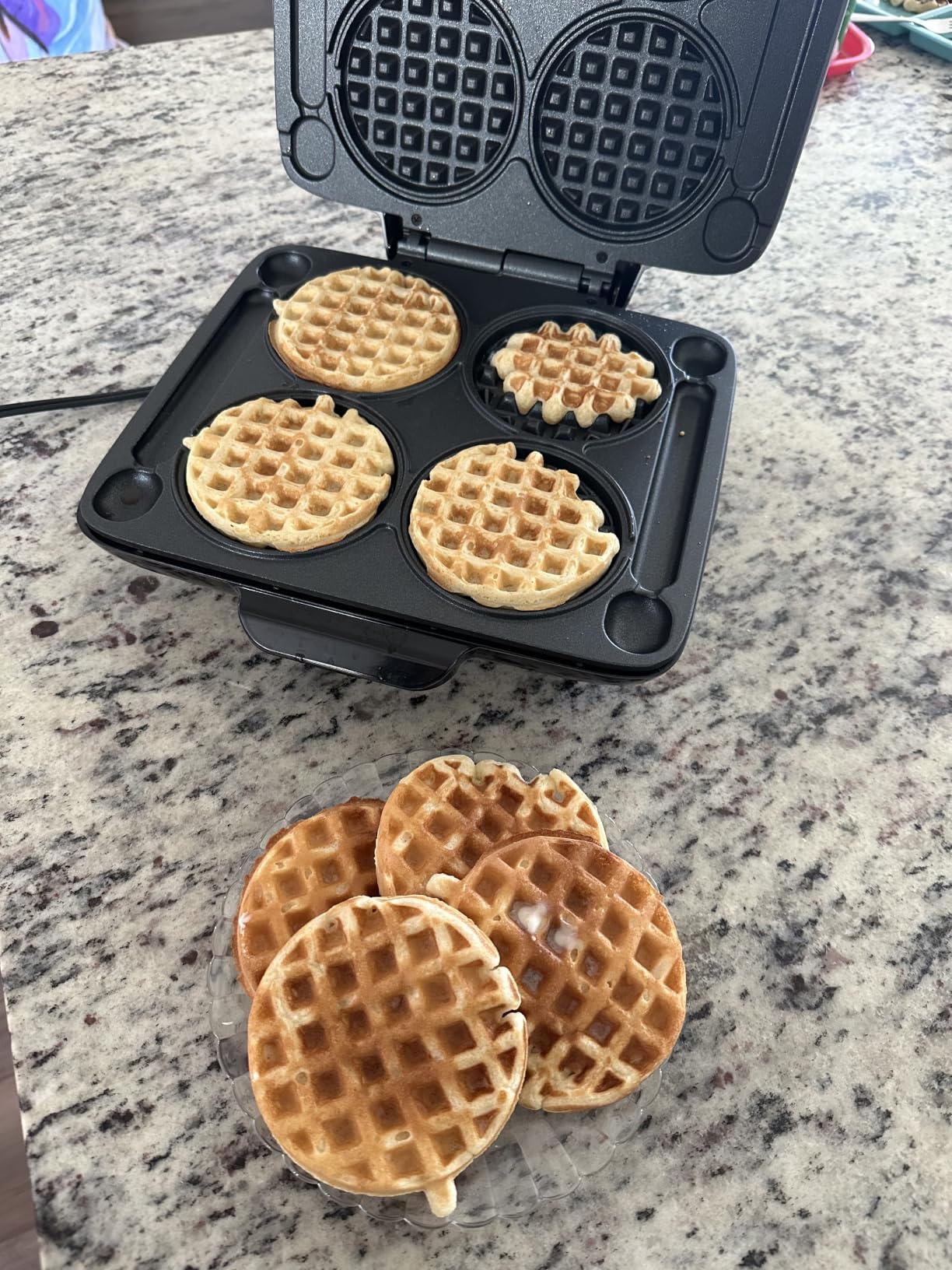 Dash Multi Mini Waffle Maker, Makes 4 Waffles at Once, Graphite customer photo 1