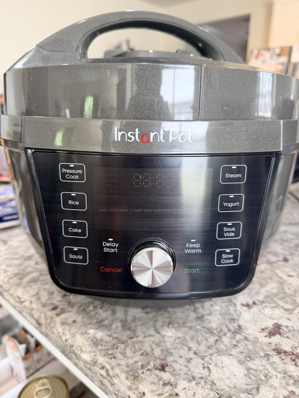 Instant Pot Pro (8 QT) 10-in-1 Pressure Cooker, Slow Cooker, Rice/Grain Cooker, Steamer, Sauté, Sous Vide, Yogurt Maker, Sterilizer, and Warmer, Includes App with Over 800 Recipes, Black customer photo 1