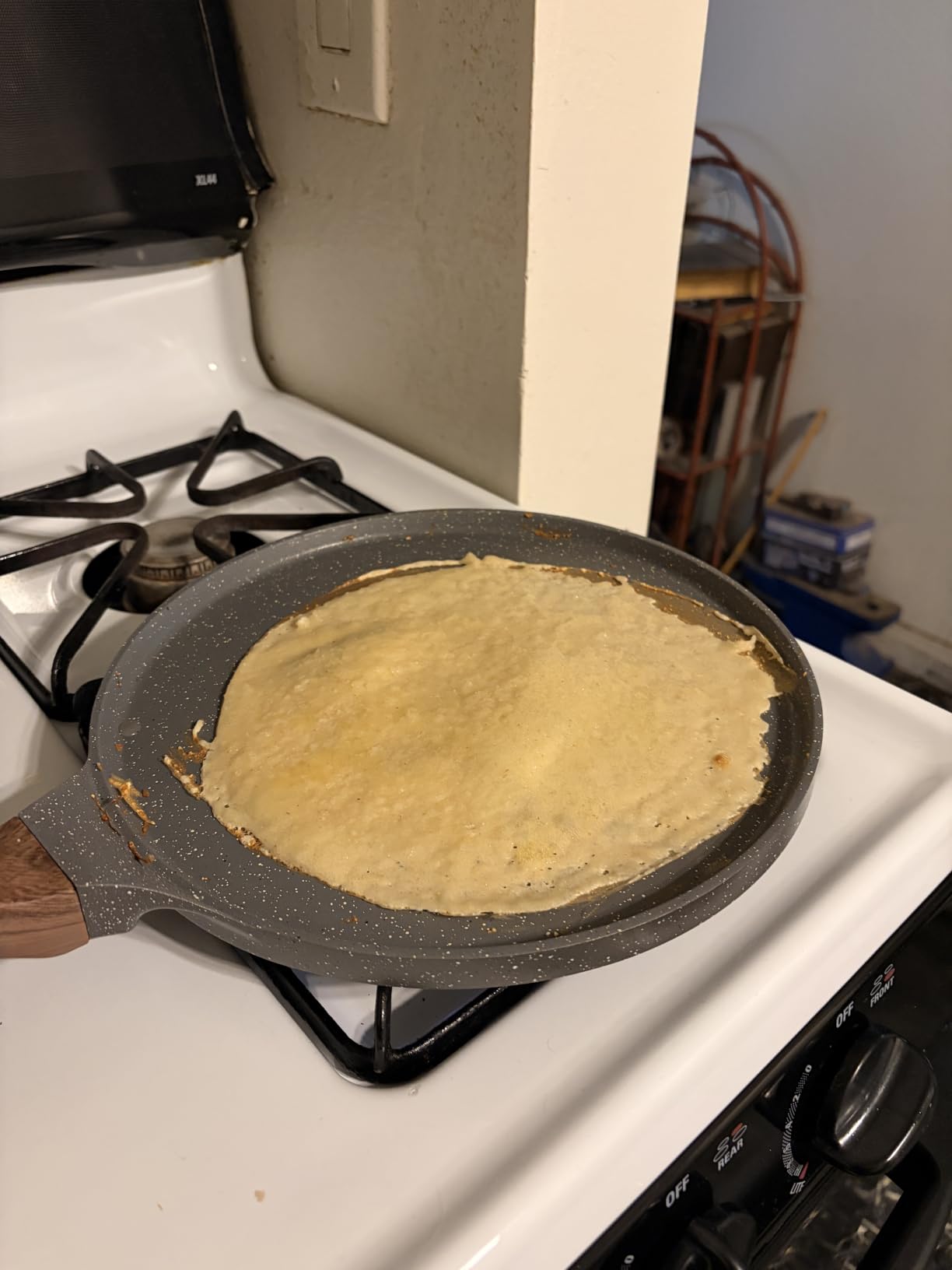 SENSARTE Nonstick Crepe Pan, Swiss Granite Coating, 10-Inch with Stay-Cool Handle, Induction Compatible customer photo 2