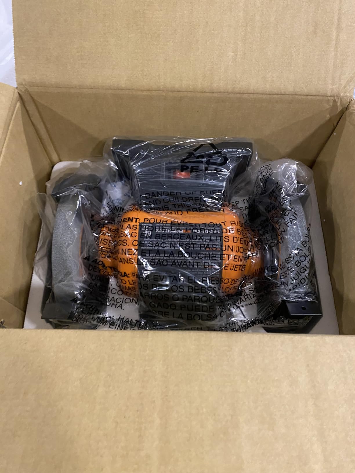 WEN BG4260 2.1-Amp 6-Inch Single Speed Bench Grinder, Orange,black customer photo 1