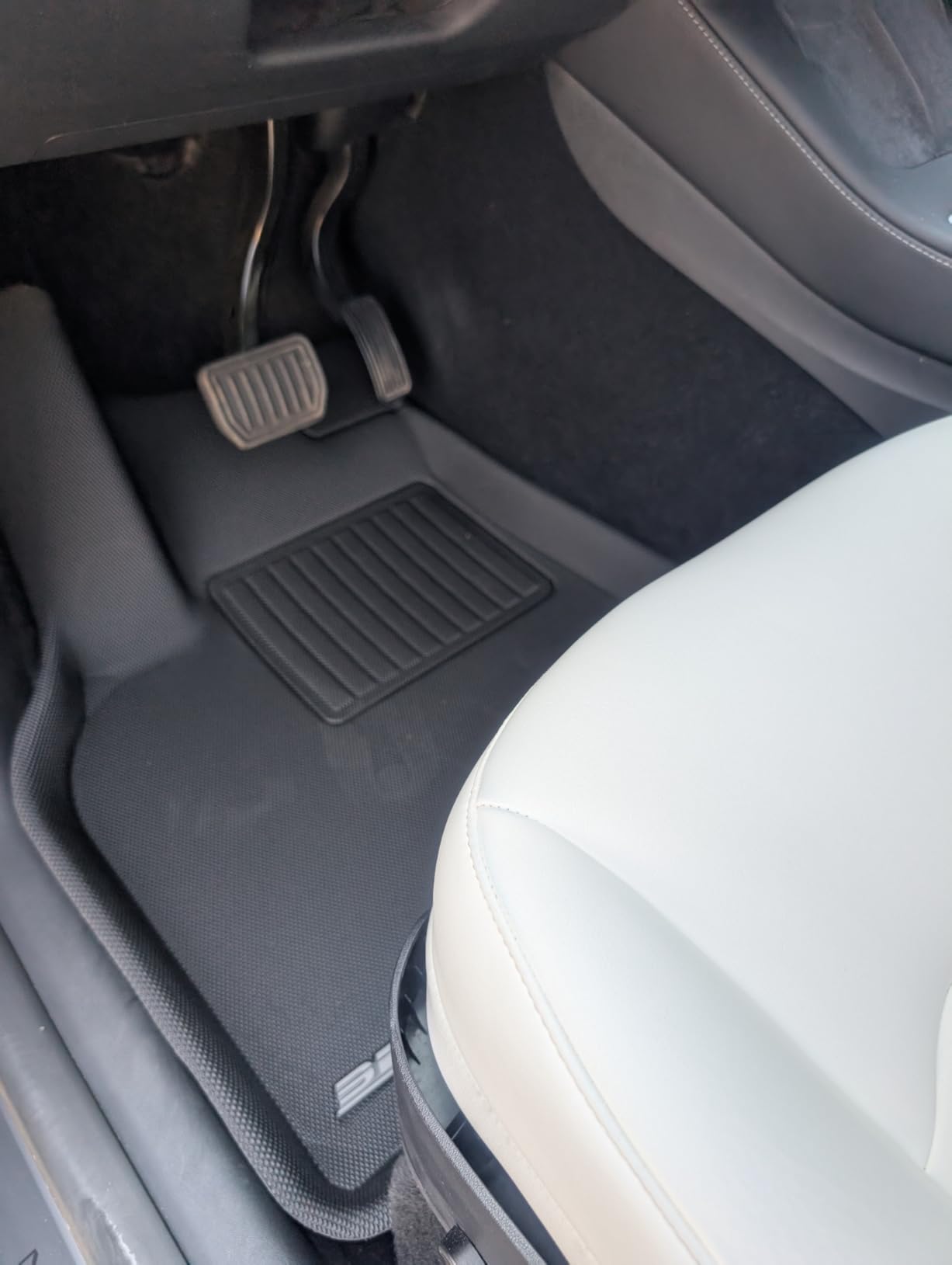 3D MAXpider Custom Fit Kagu Floor Mat (Black) Compatible with Tesla Model Y 5-Seat 2021-2025 - Full Set | All-Weather Protector, Waterproof, Heavy Duty Custom-Fit Floor Liners customer photo 2