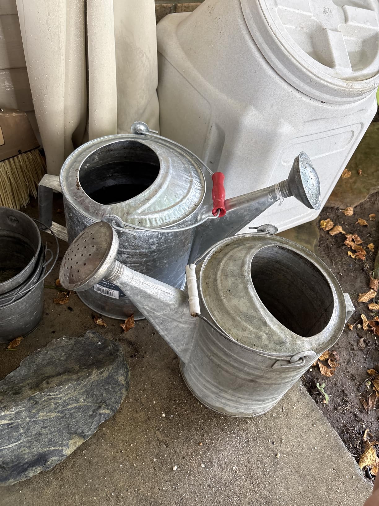 Behrens 2.5 Gallon Hot Dipped Steel Watering Can customer photo 2