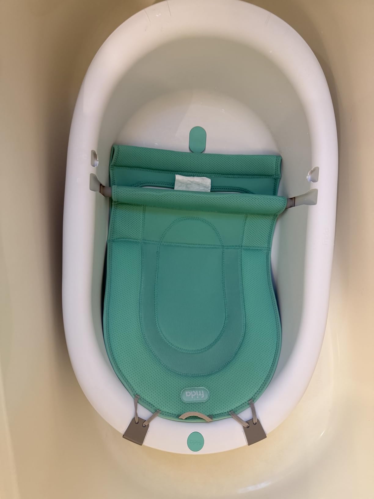 Frida Baby 4-in-1 Grow-with-Me Baby Bathtub, Baby Tub for Newborns to Toddler with Removable Bath Seat & Backrest for Bath Support in Tub customer photo 2