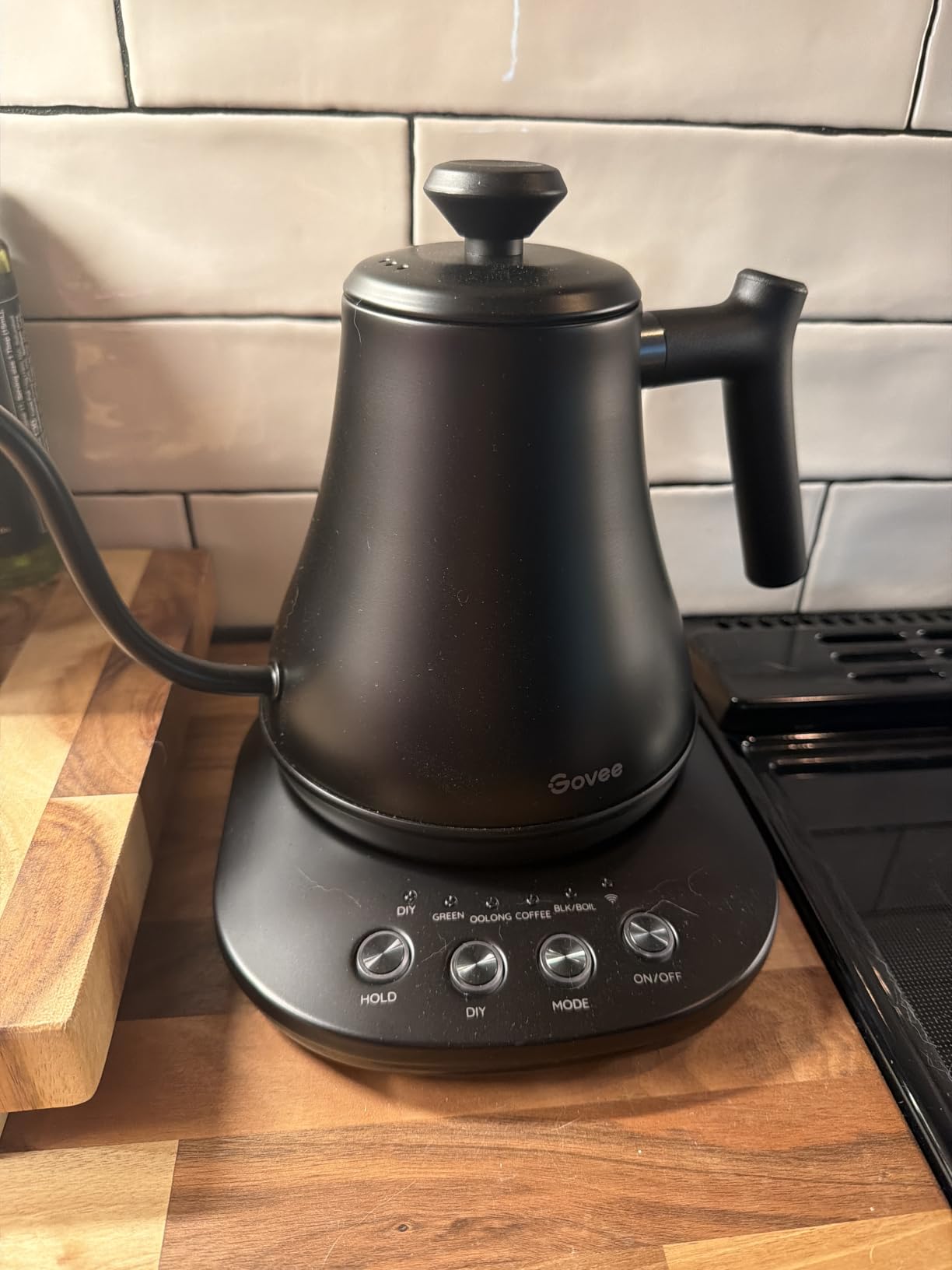 Govee Smart Electric Kettle, WiFi Variable Temperature Gooseneck Tea Kettle | Pour Over Kettle and Electric Tea Kettle, Alexa Control, 1200W Quick Heating, All Stainless Steel, 0.8L Matte Black customer photo 2