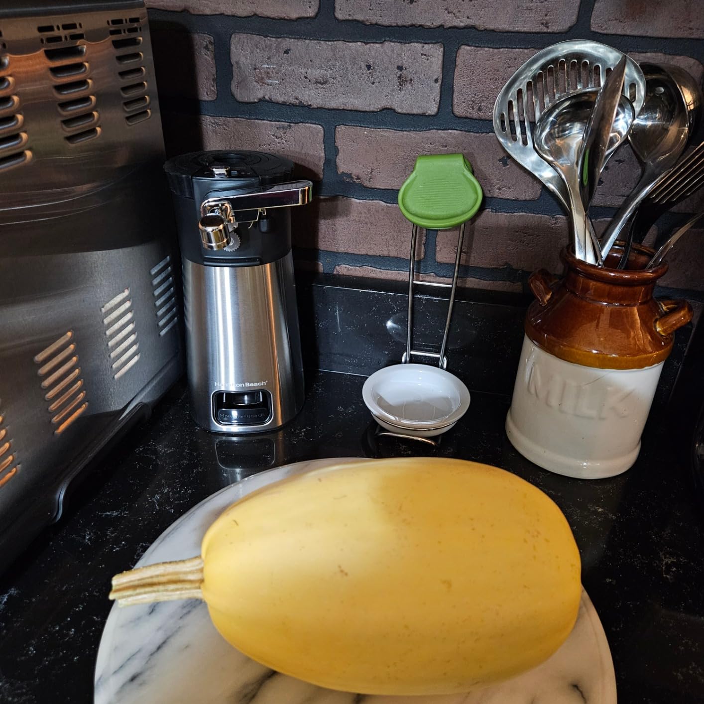 Hamilton Beach OpenStation Electric Can Opener With Automatic Shutoff | SureCut Technology Easily Aligns Cans | OpenMate Multi-Tool Jar & Bottle Opener | Cord Storage | Stainless Steel | 76382FJ customer photo 1