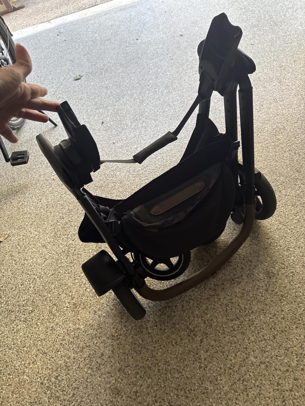 Baby Trend Passport Cargo Stroller Travel System with EZ-Lift Plus Infant Car Seat customer photo 2