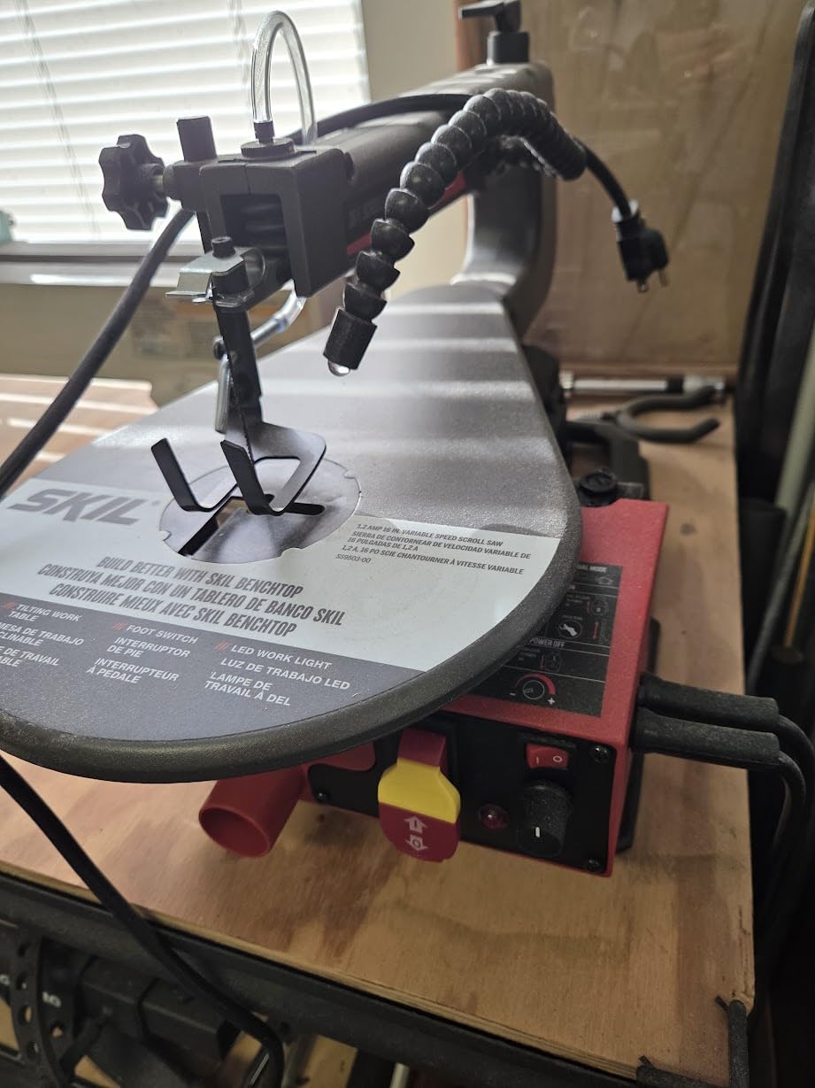 SKIL 1.2 Amp 16-Inch Variable Speed Scroll Saw with LED Work Light (SS9503-00) customer photo 2
