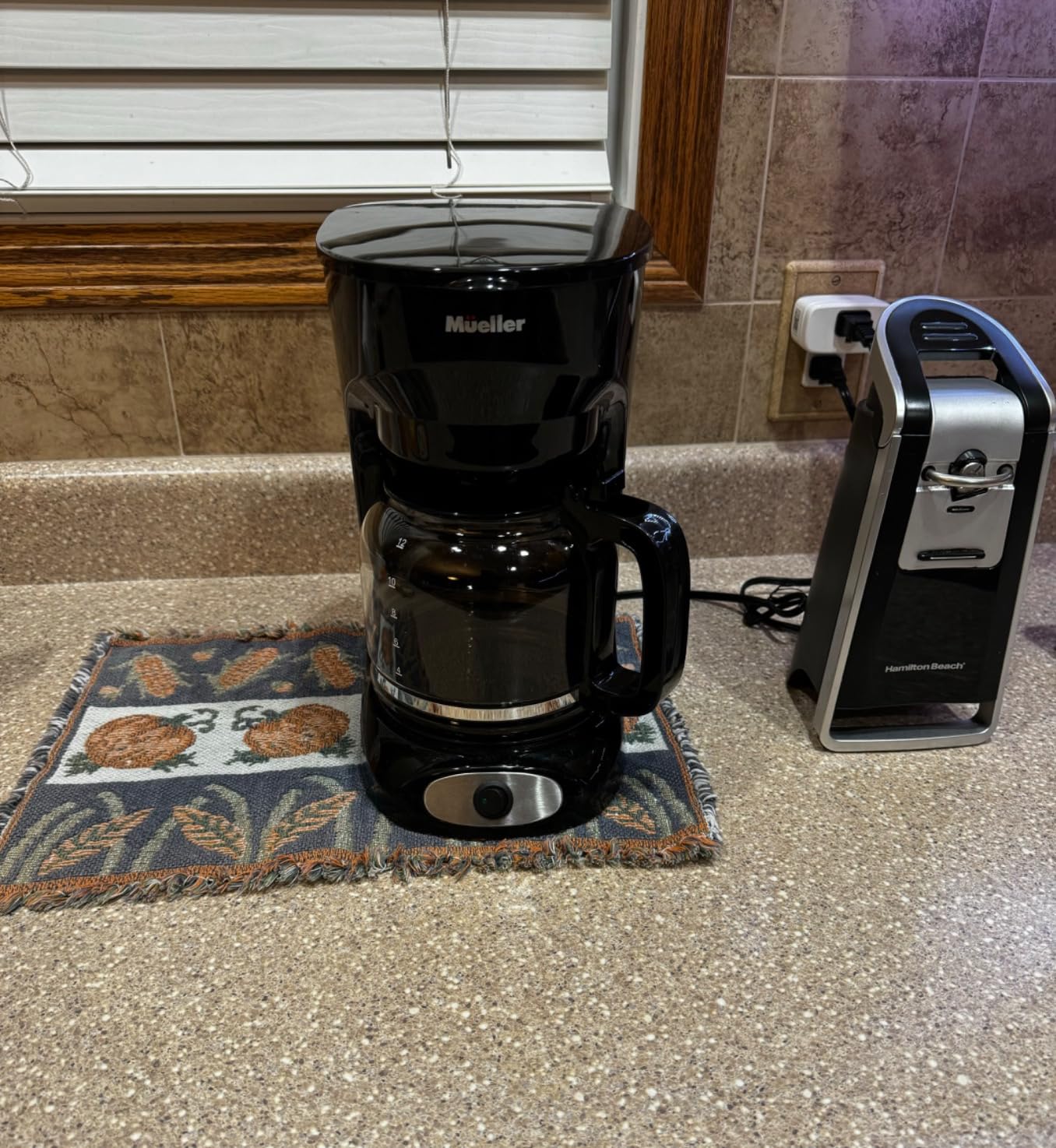 Mueller 12-Cup Drip Coffee Maker - Borosilicate Carafe, Auto-Off, Reusable Filter, Anti-Drip, Keep-Warm Function, Clear Water Level Window Coffee Machine, Kitchen Essentials & Accessories customer photo 1