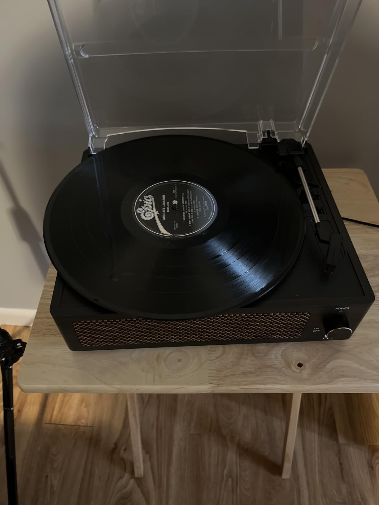 Vinyl Record Player with Speakers Vintage Turntable Belt-Driven Turn Table Support 3-Speed customer photo 1