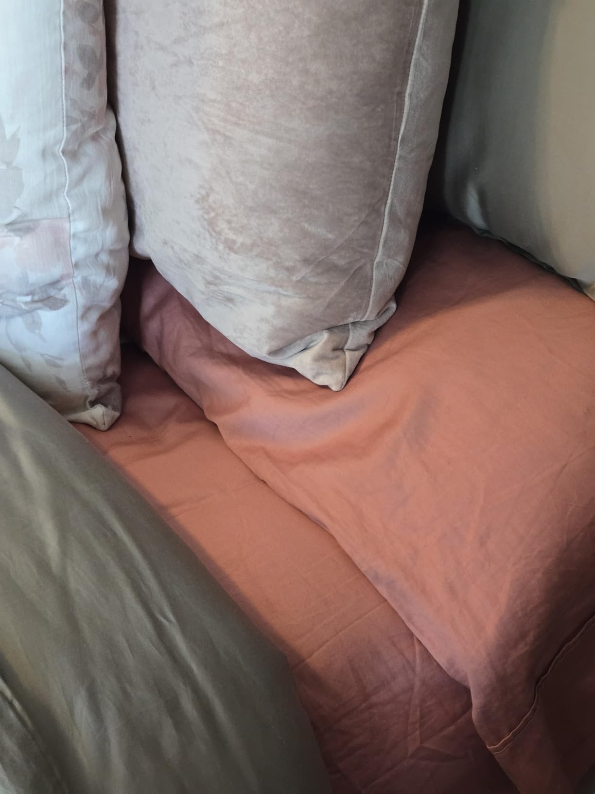 LANE LINEN Queen Sheet Set - 450TC Premium Long-Staple Cotton Sateen, White | Queen Bed Sheets - Soft, Breathable, Cooling & Silky, With a Snug 15 Inch Deep Pocket, OEKO-TEX Certified customer photo 2