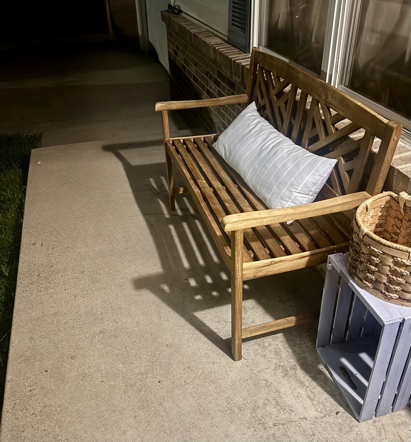 Giantex Outdoor Wooden Garden Bench - 2-Person Acacia Wood Loveseat with Armrests, Backrest, 800lbs Capacity, Patio Park Bench for Backyard, Front Porch Bench (Non-Foldable) customer photo 1