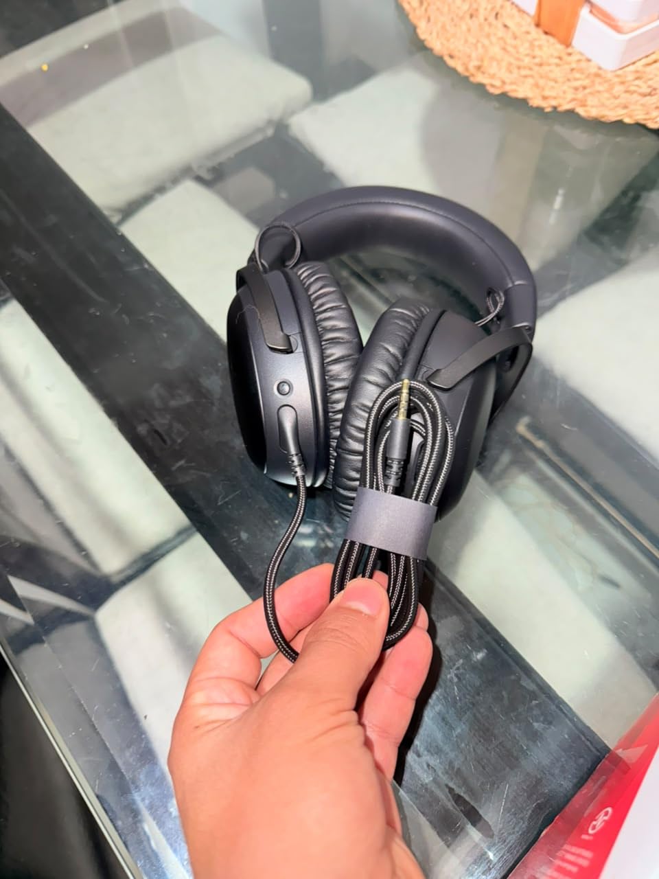 HyperX Cloud III – Wired Gaming Headset, PC, PS5, Xbox Series X|S, Angled 53mm Drivers, Spatial Audio, Memory Foam, Durable Frame, Ultra-Clear 10mm Mic, USB-C, USB-A, 3.5mm – Black customer photo 1